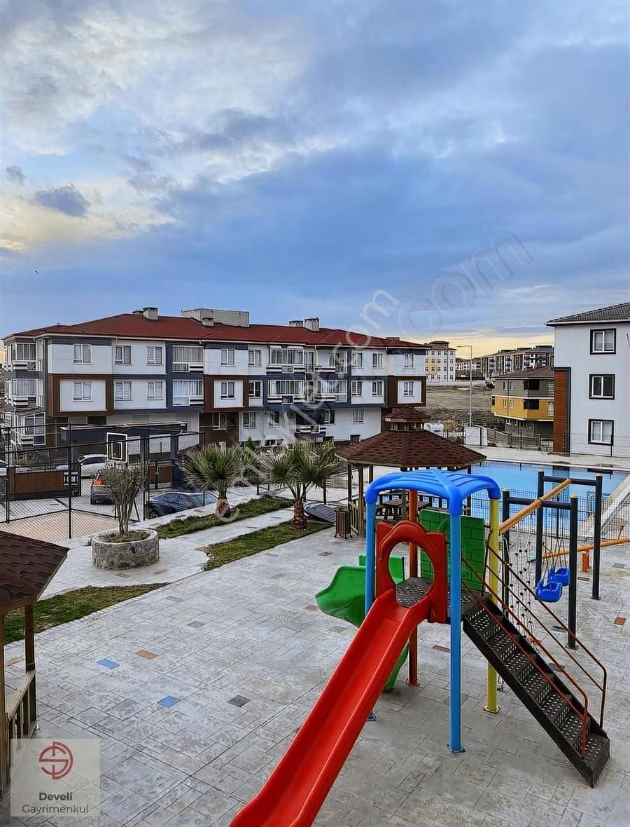 Rumeli'de Havuzlu Sitede 3+1!!!