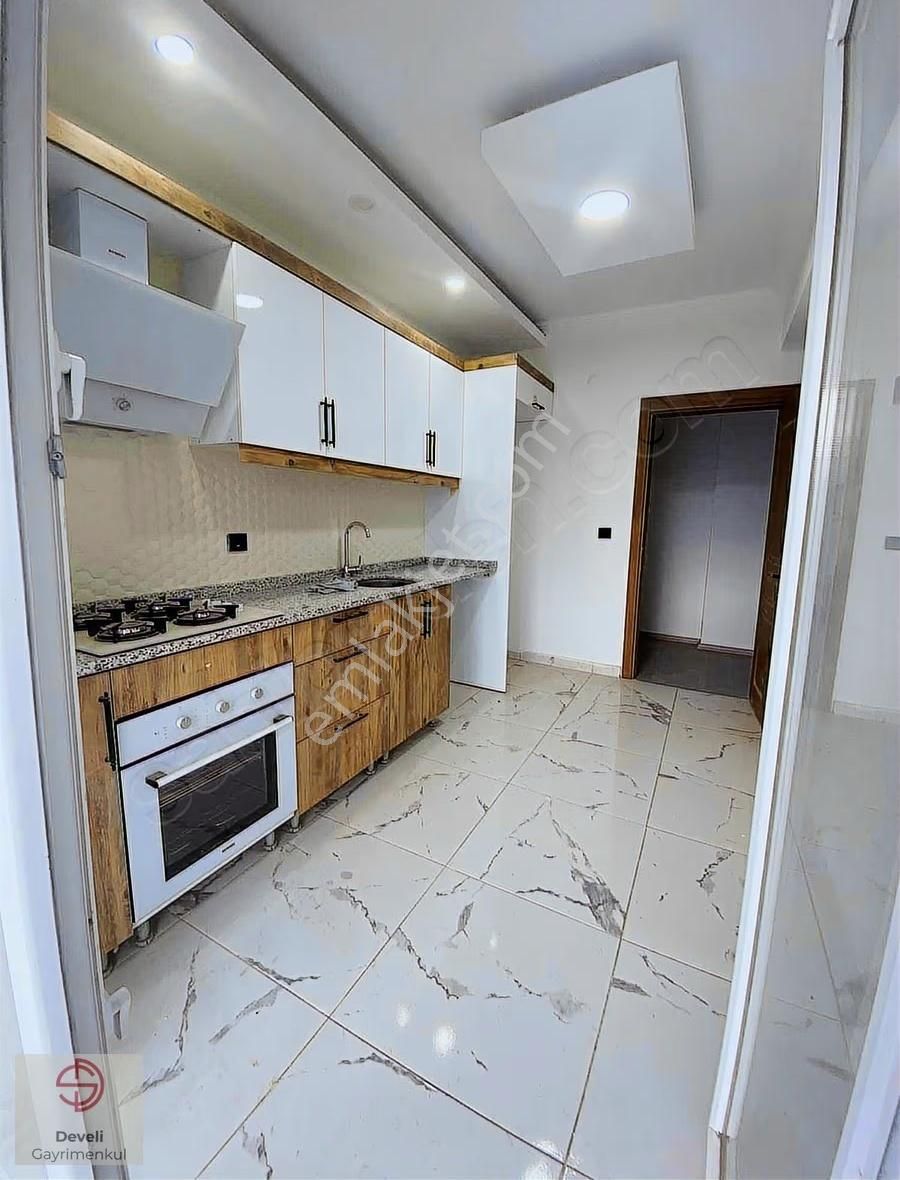 Rumeli'de Havuzlu Sitede Bahçe Katı 3+1!!!