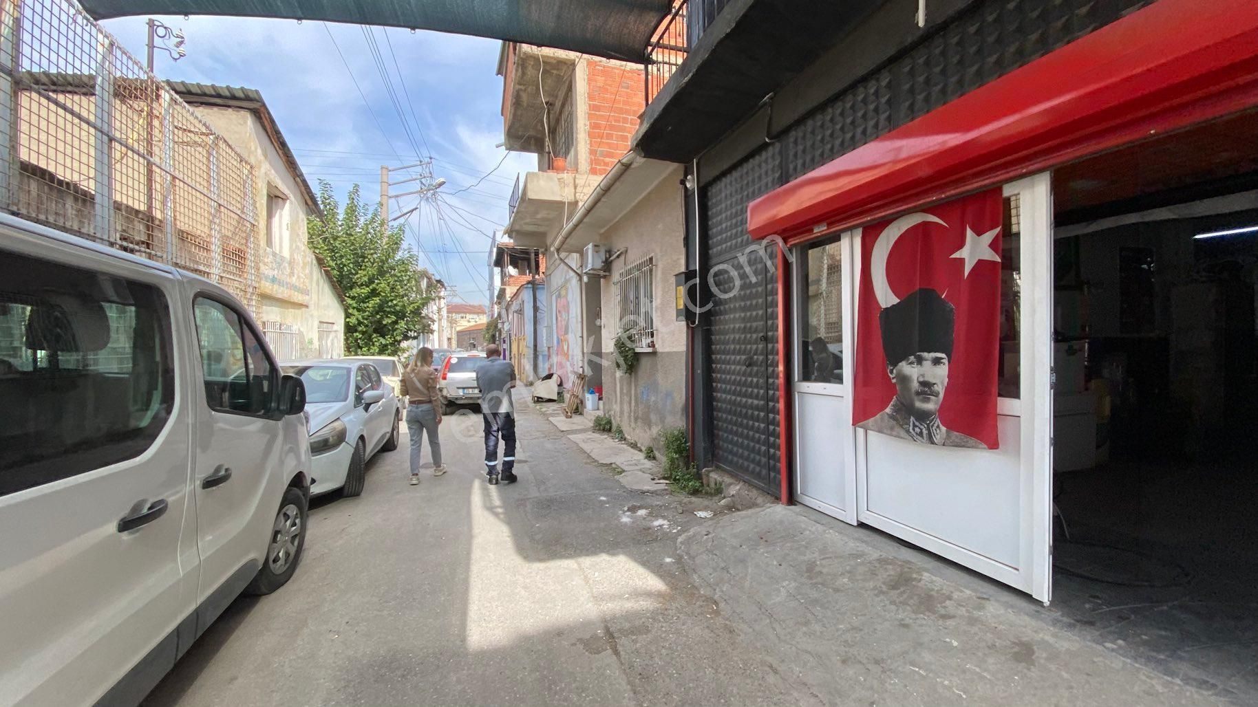 Alsancak’ta Yatırıma Uygun Kira Getirili 2 Katlı Müstakil Bina - Görsel 12