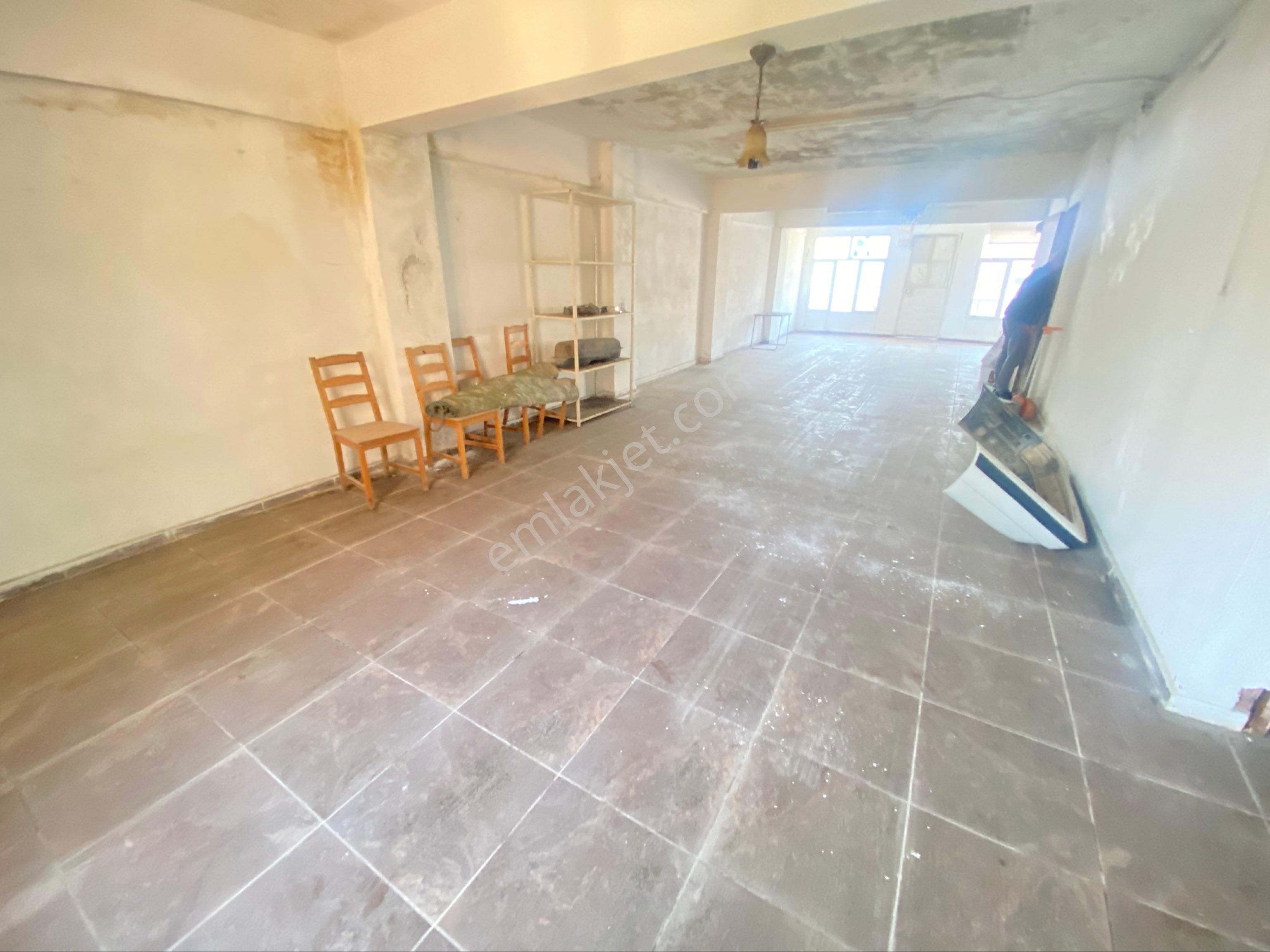 Alsancak’ta Yatırıma Uygun Kira Getirili 2 Katlı Müstakil Bina - Görsel 6