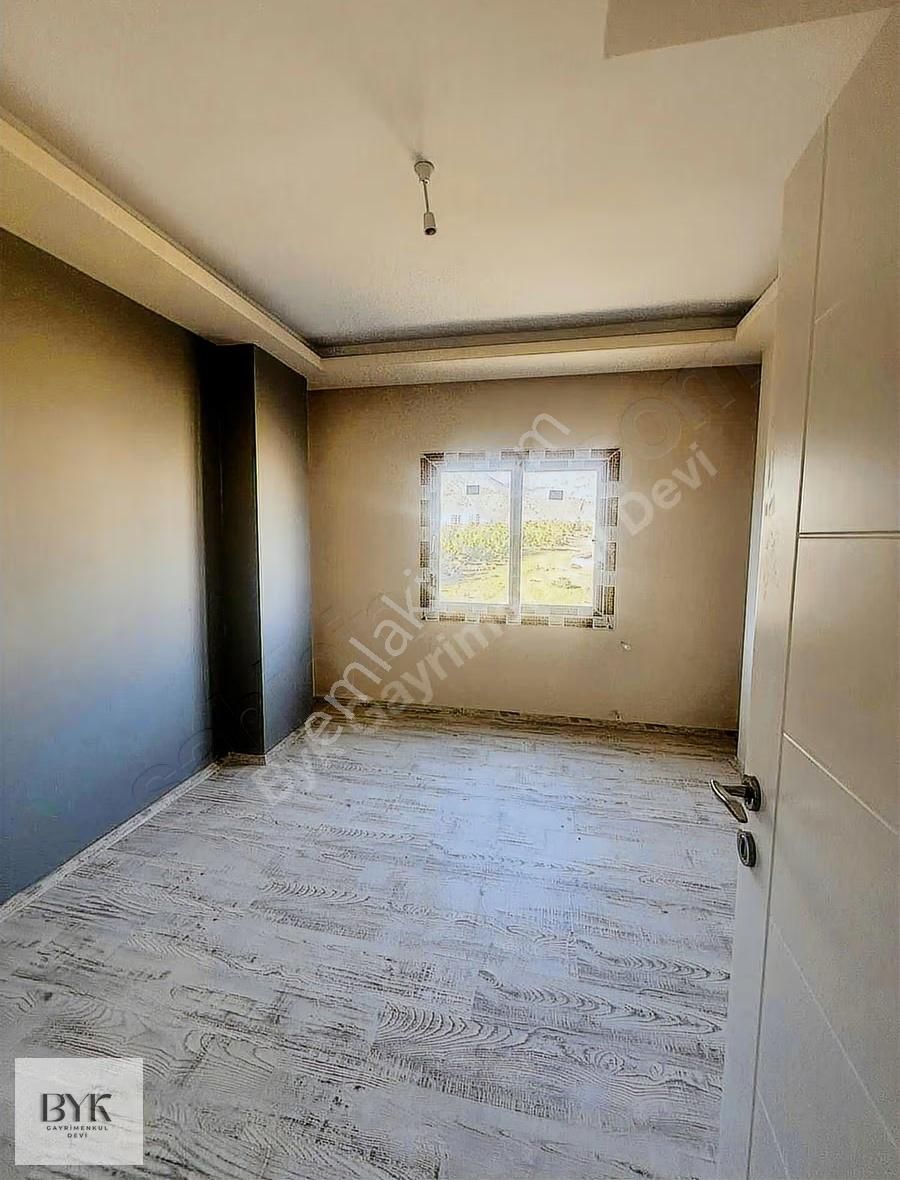 Geniş 95 M2 Ara Kat Yatırımlık Satılık Daire - Görsel 13