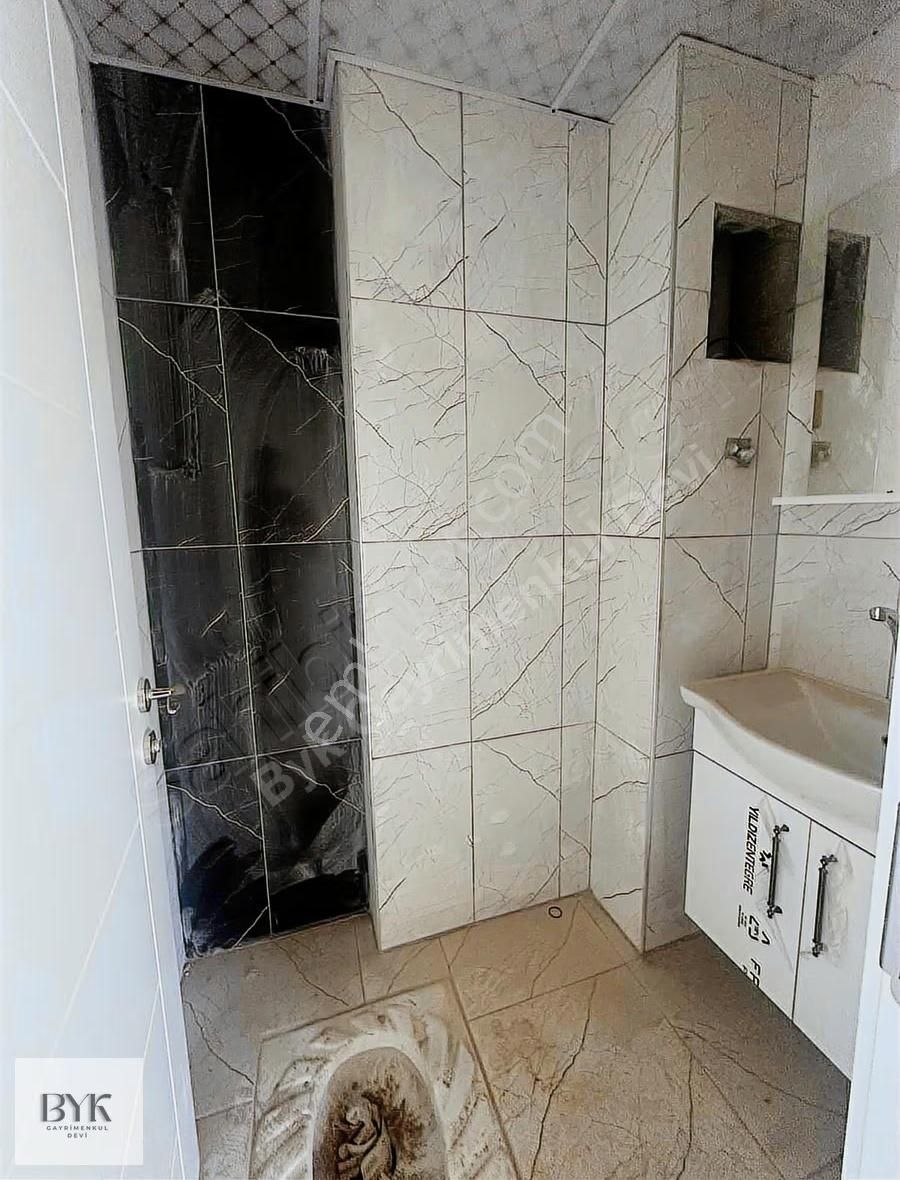 Geniş 95 M2 Ara Kat Yatırımlık Satılık Daire - Görsel 3