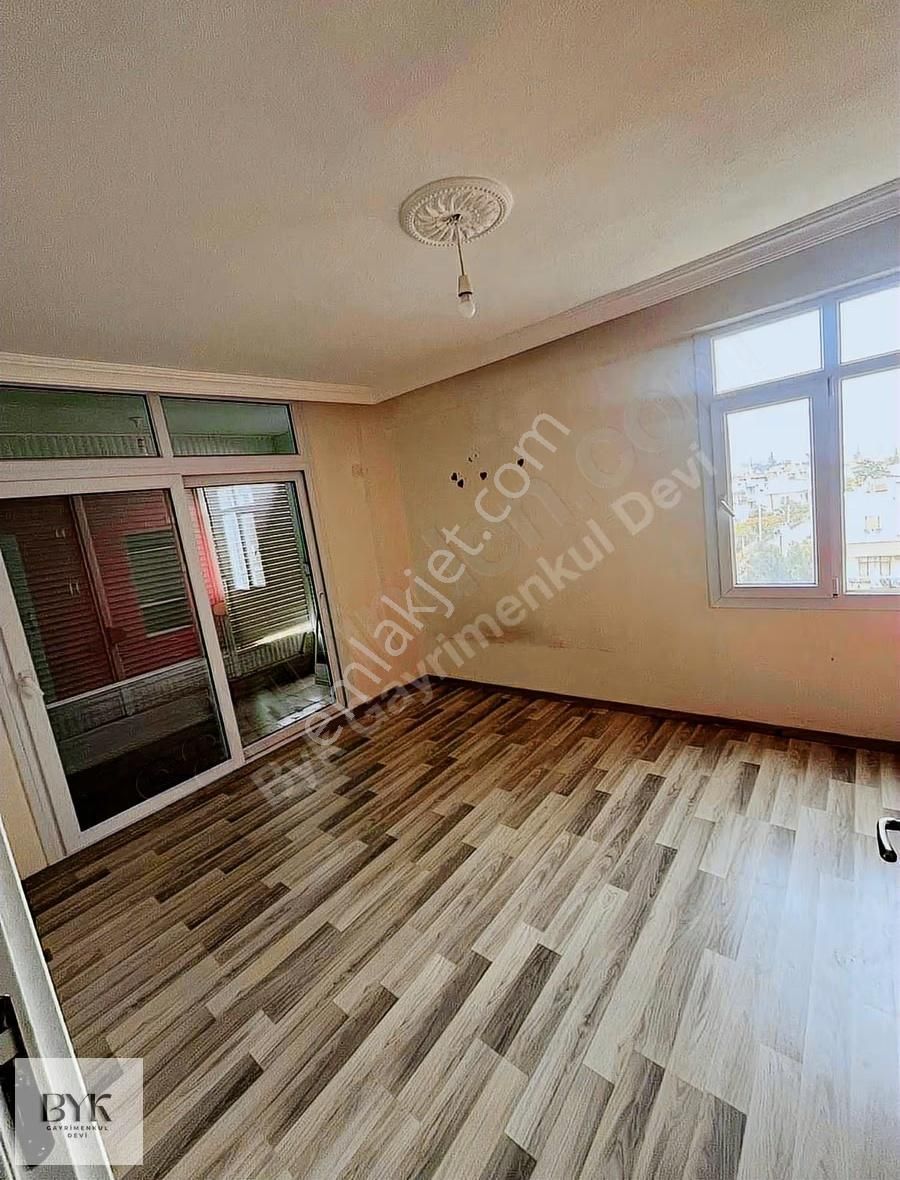 Atik Mahallesinde 3+1 Geniş Satılık Daire - Görsel 6