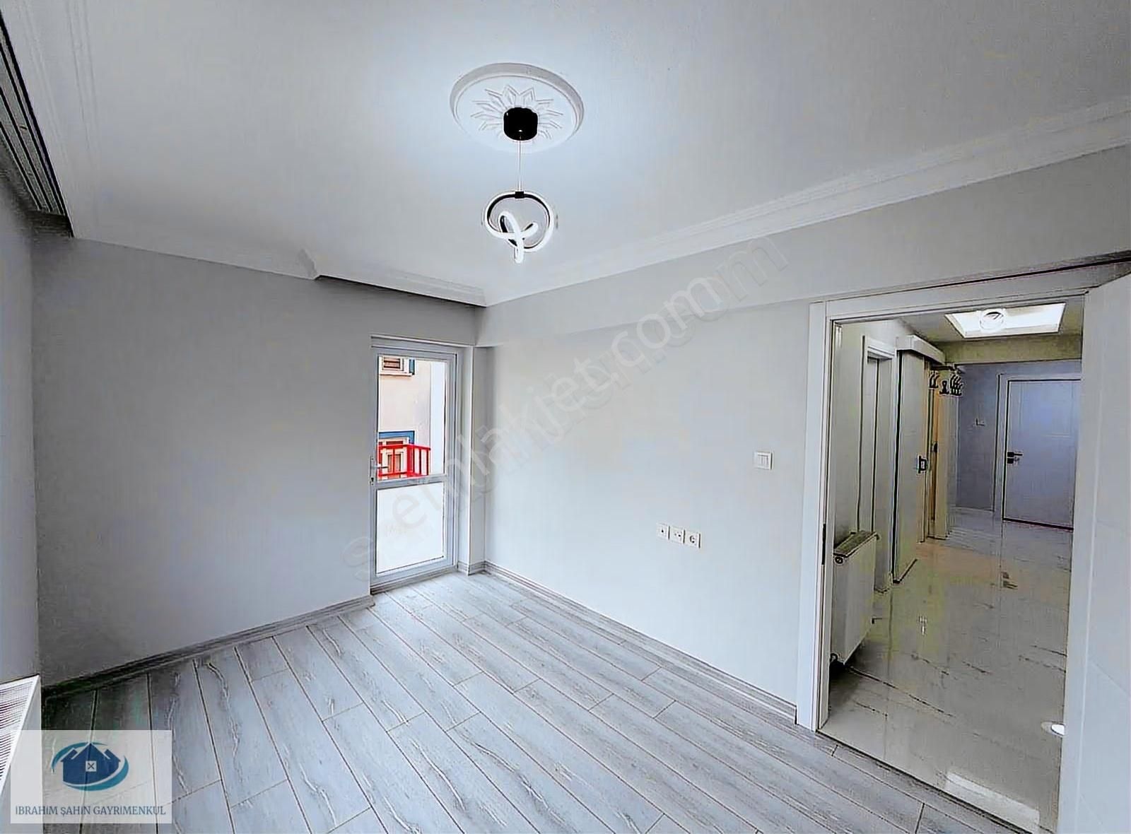 Ankara Etimesgut Elvan Mah Satılık Ara Kat 3+1 Daire Full Yapılı - Görsel 8