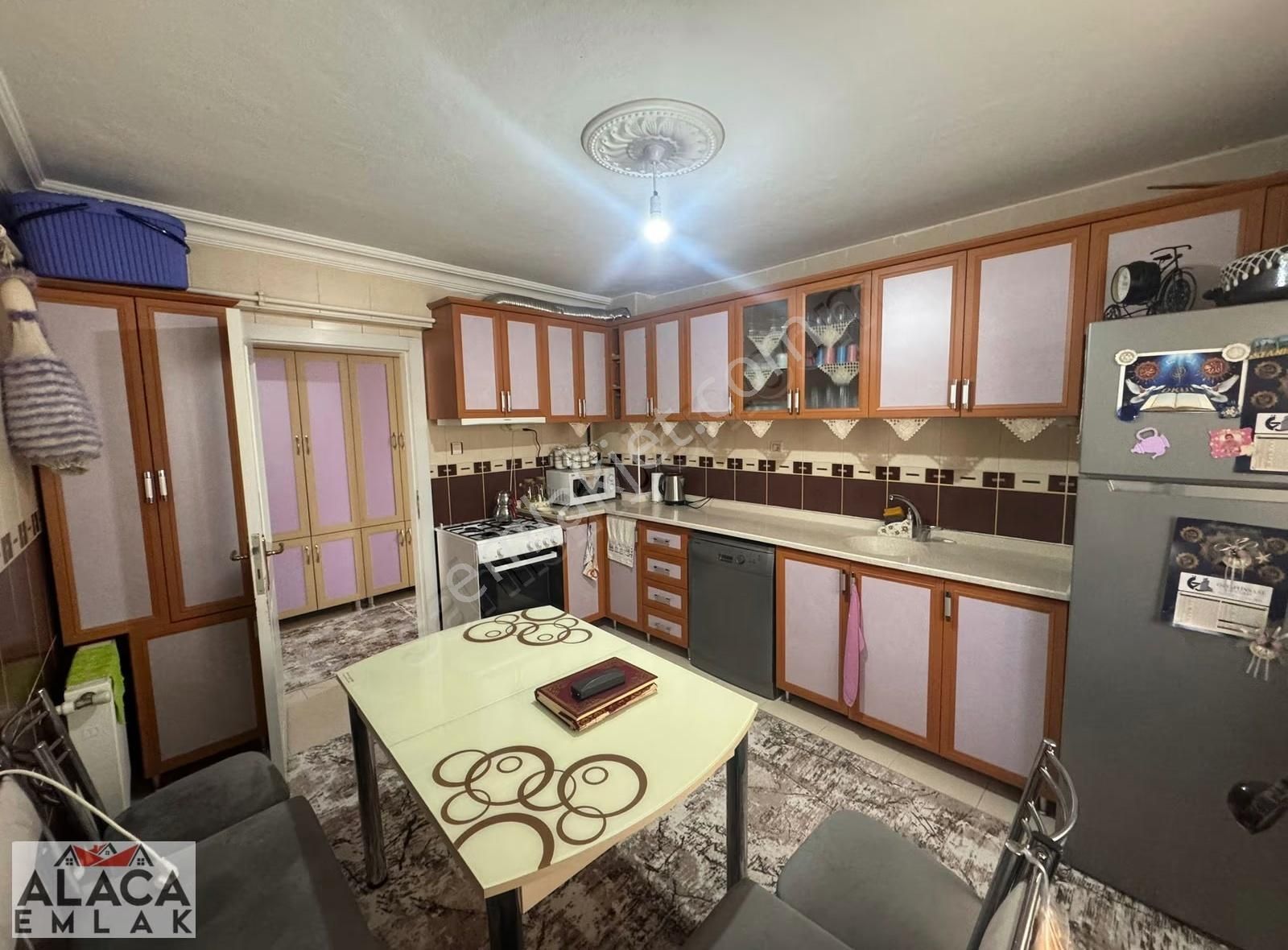 Başak Mahallesi'nde 1.kat 3+1 Ön Cephe Fırsat Daire