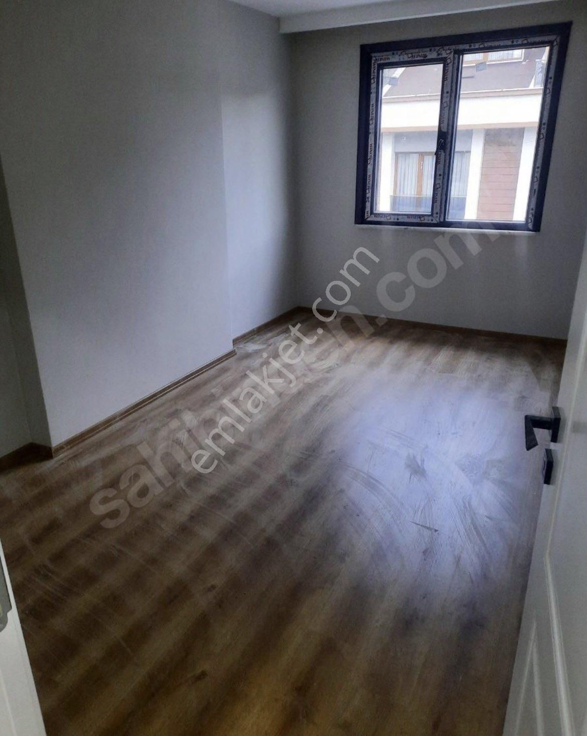 Ümraniyede Emsalsiz Oturuma Hazır 6+2 Dublex Daire - Görsel 15