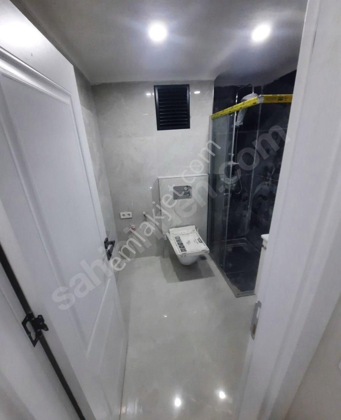 Ümraniyede Emsalsiz Oturuma Hazır 6+2 Dublex Daire - Görsel 13