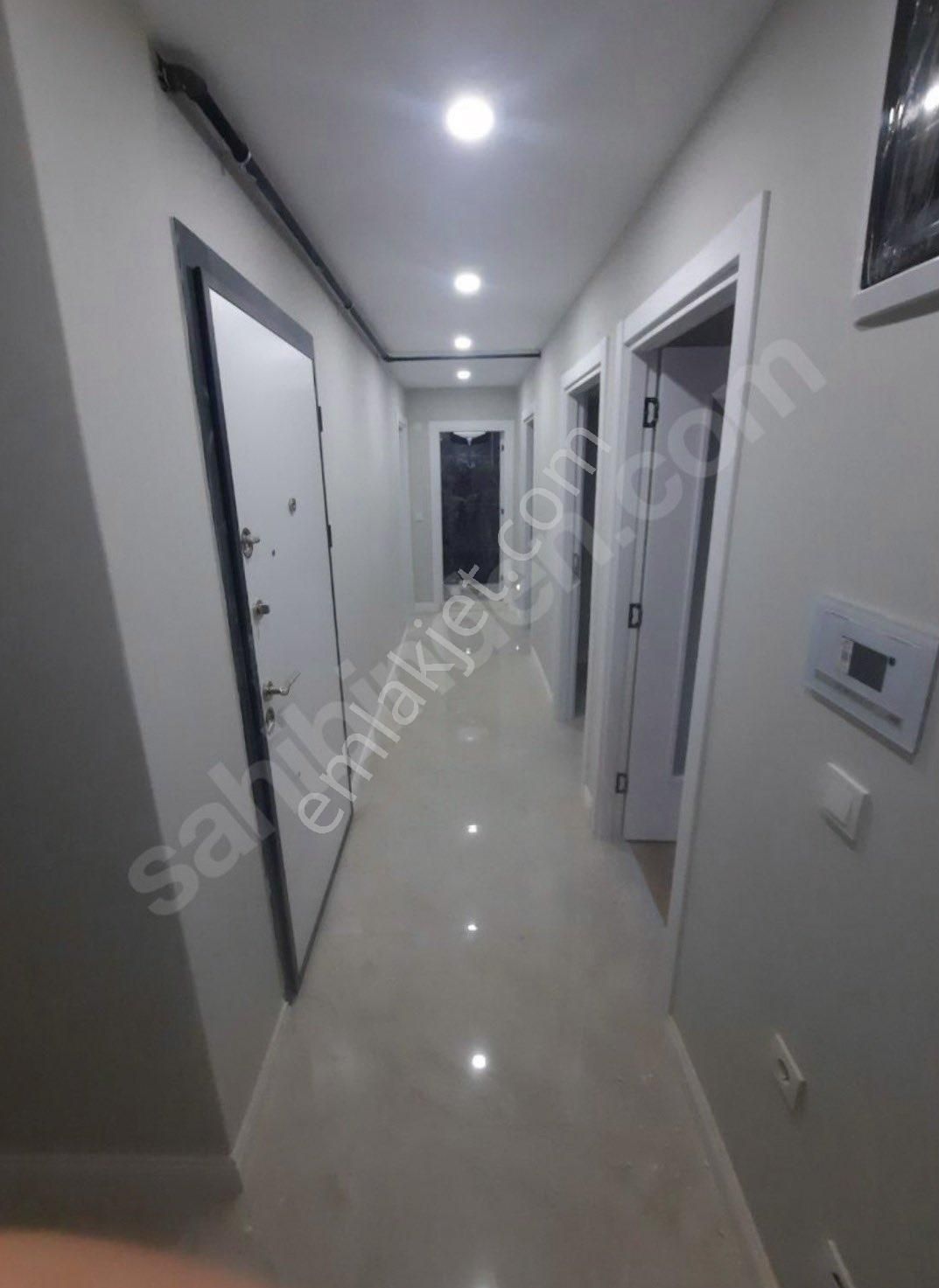 Ümraniyede Emsalsiz Oturuma Hazır 6+2 Dublex Daire - Görsel 12