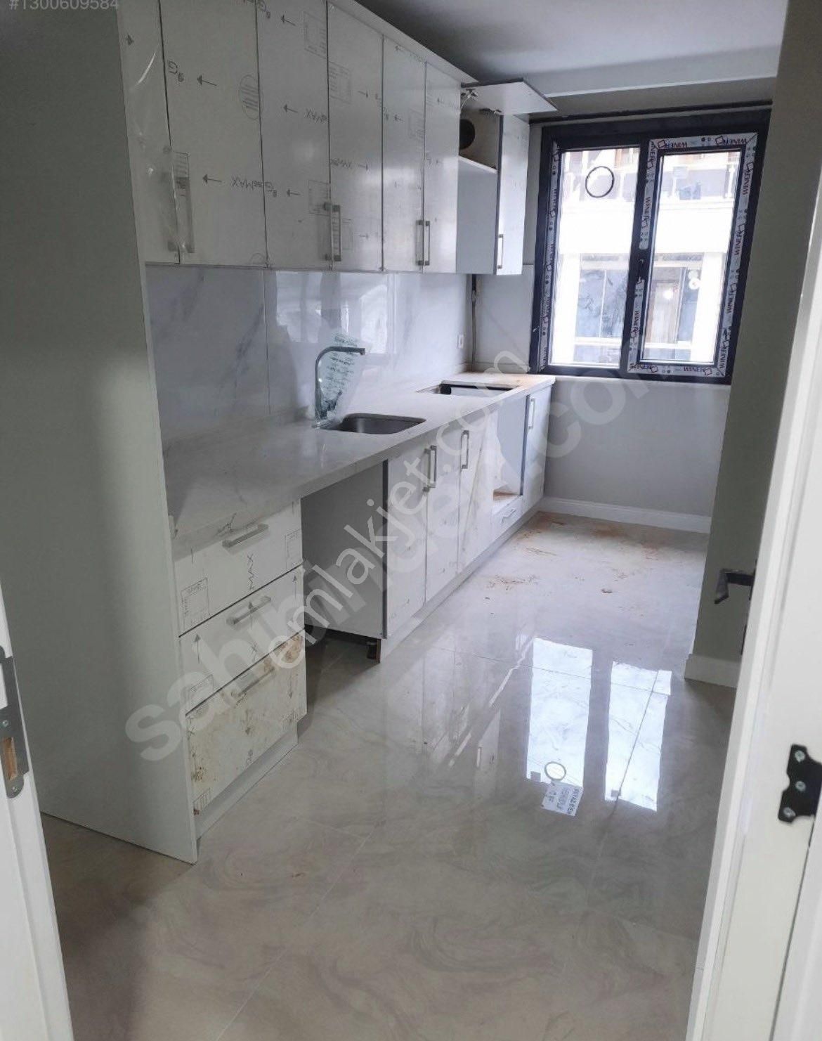 Ümraniyede Emsalsiz Oturuma Hazır 6+2 Dublex Daire - Görsel 18
