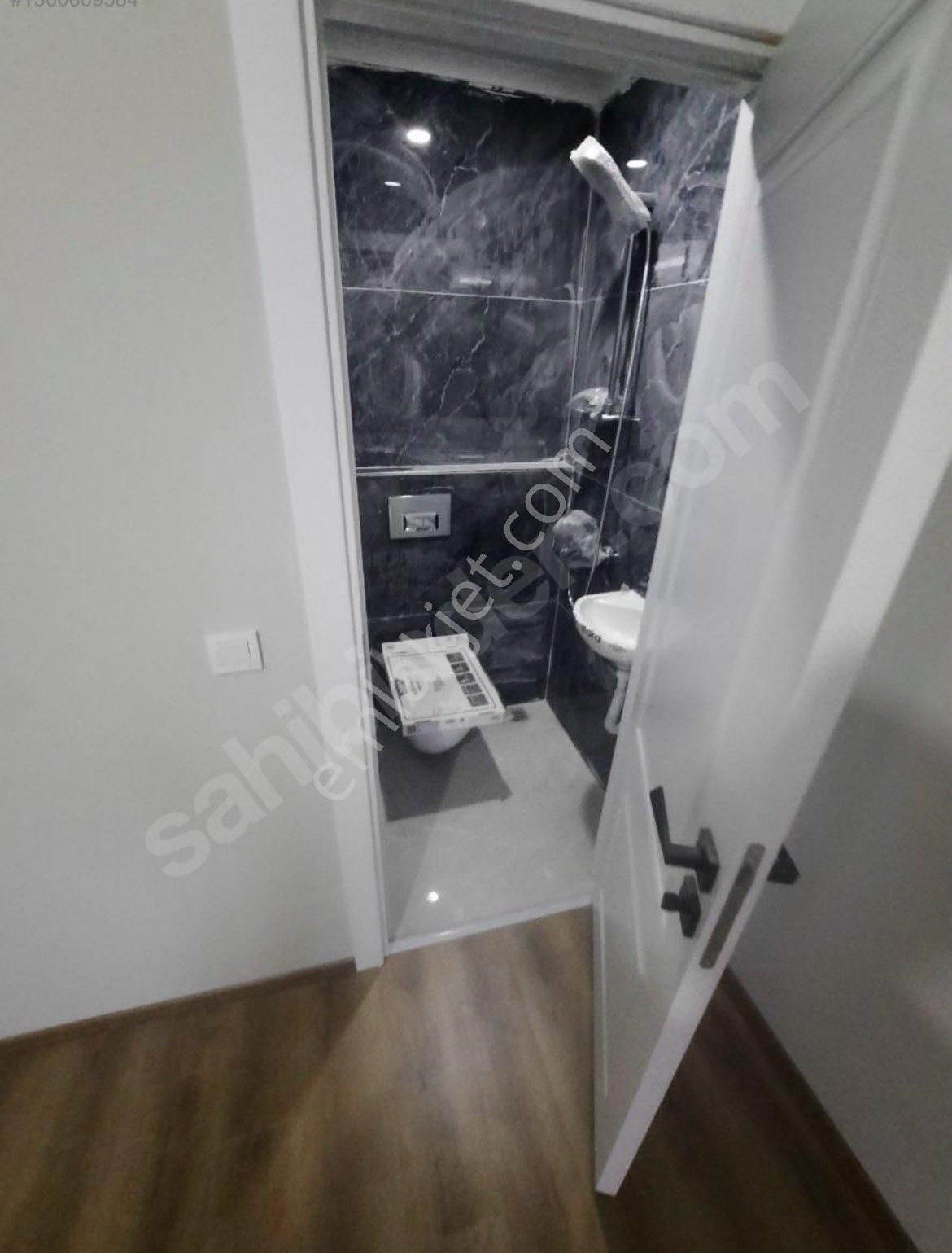 Ümraniyede Emsalsiz Oturuma Hazır 6+2 Dublex Daire - Görsel 8