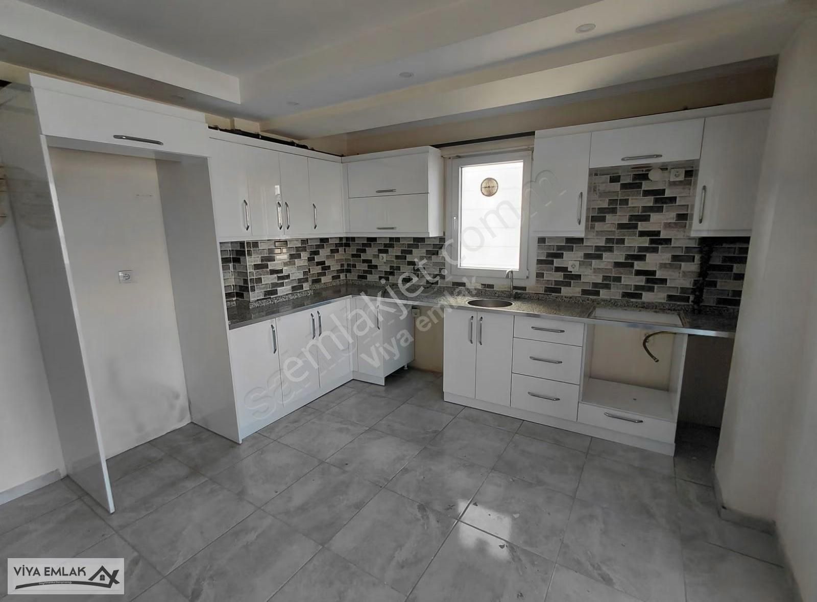 Ayrancılar Viya Emlaktan Kiralık 2+1 Doğalgzlı Geniş Ferah Daire - Görsel 8