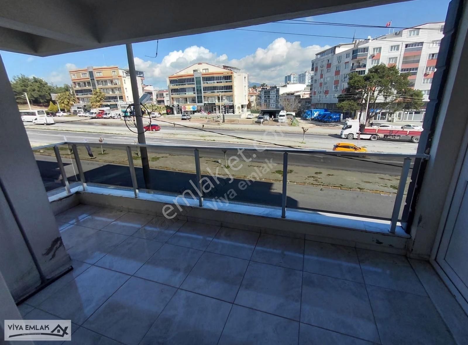 Ayrancılar Viya Emlaktan Kiralık 2+1 Doğalgzlı Geniş Ferah Daire