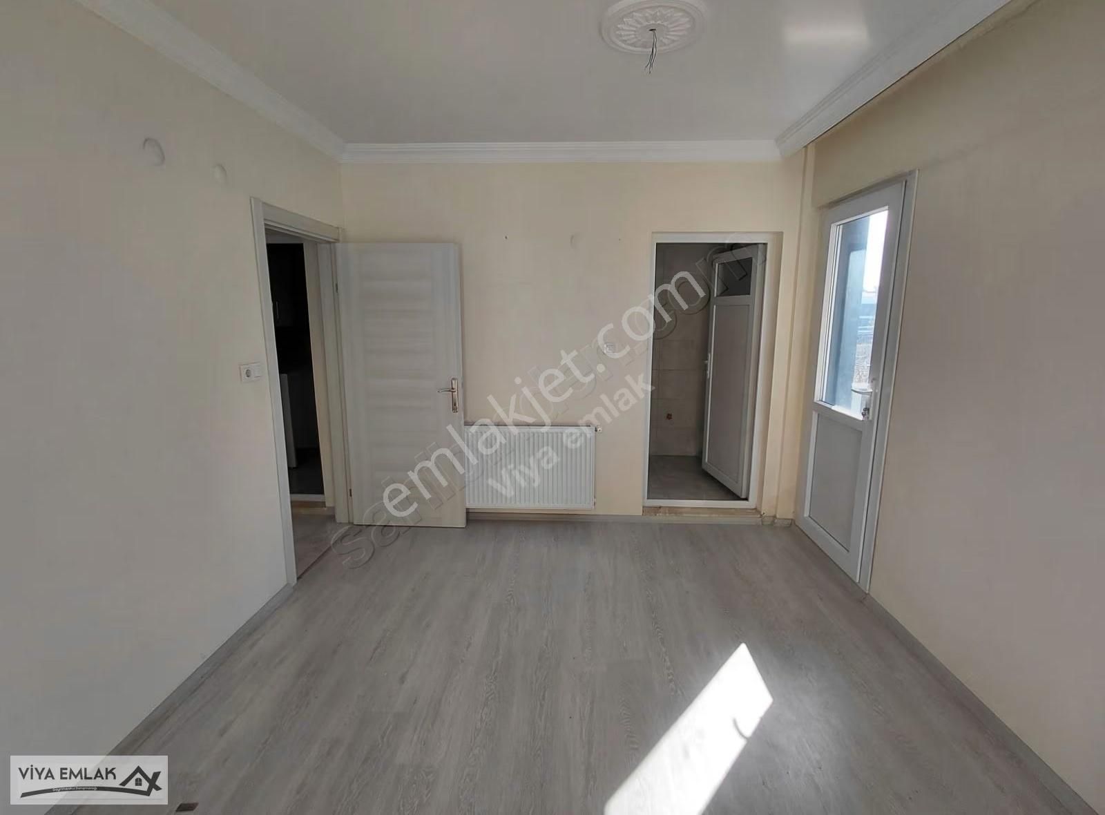 Ayrancılar Viya Emlaktan Kiralık 2+1 Doğalgzlı Geniş Ferah Daire - Görsel 34