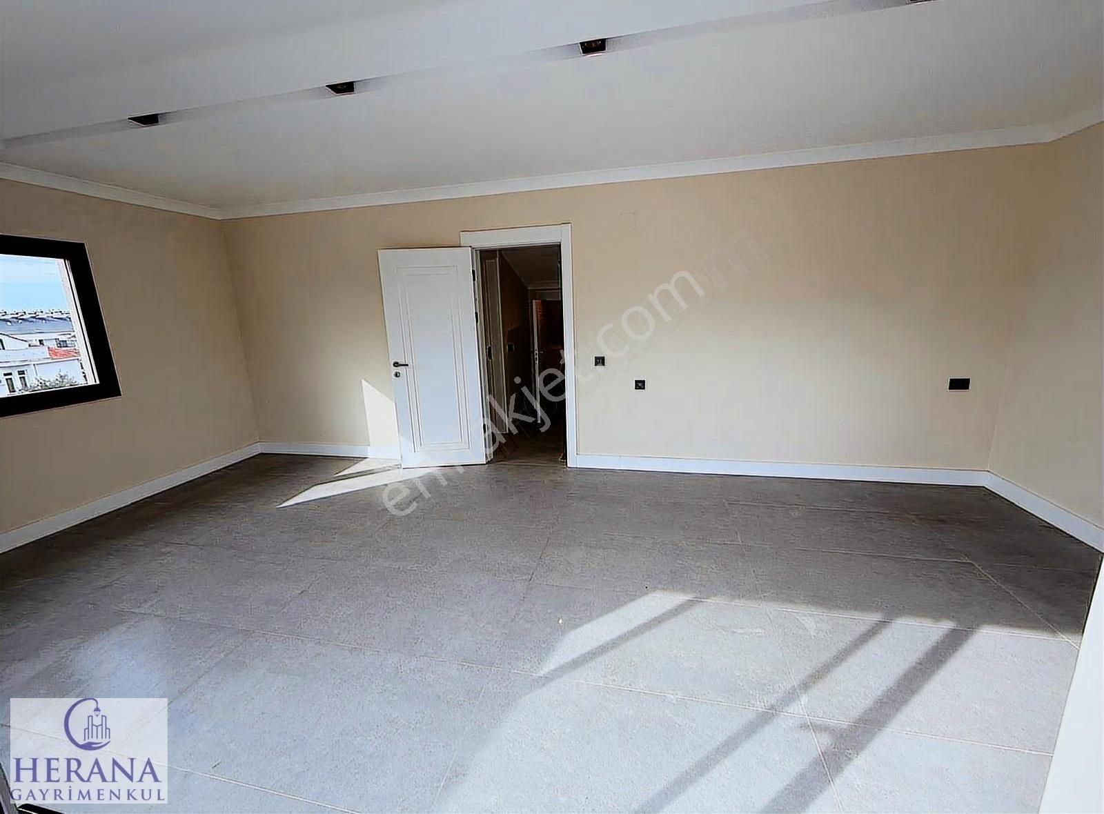 Foça' Da Ultra Lüks Ve Geniş, Ferah Müstakil Villar - Görsel 25