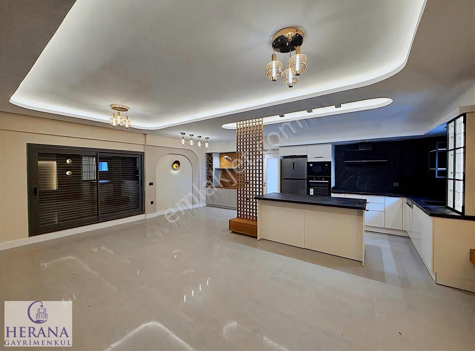 Foça' Da 8+1 Ultra Lüks Ve Geniş, Ferah Müstakil Villar