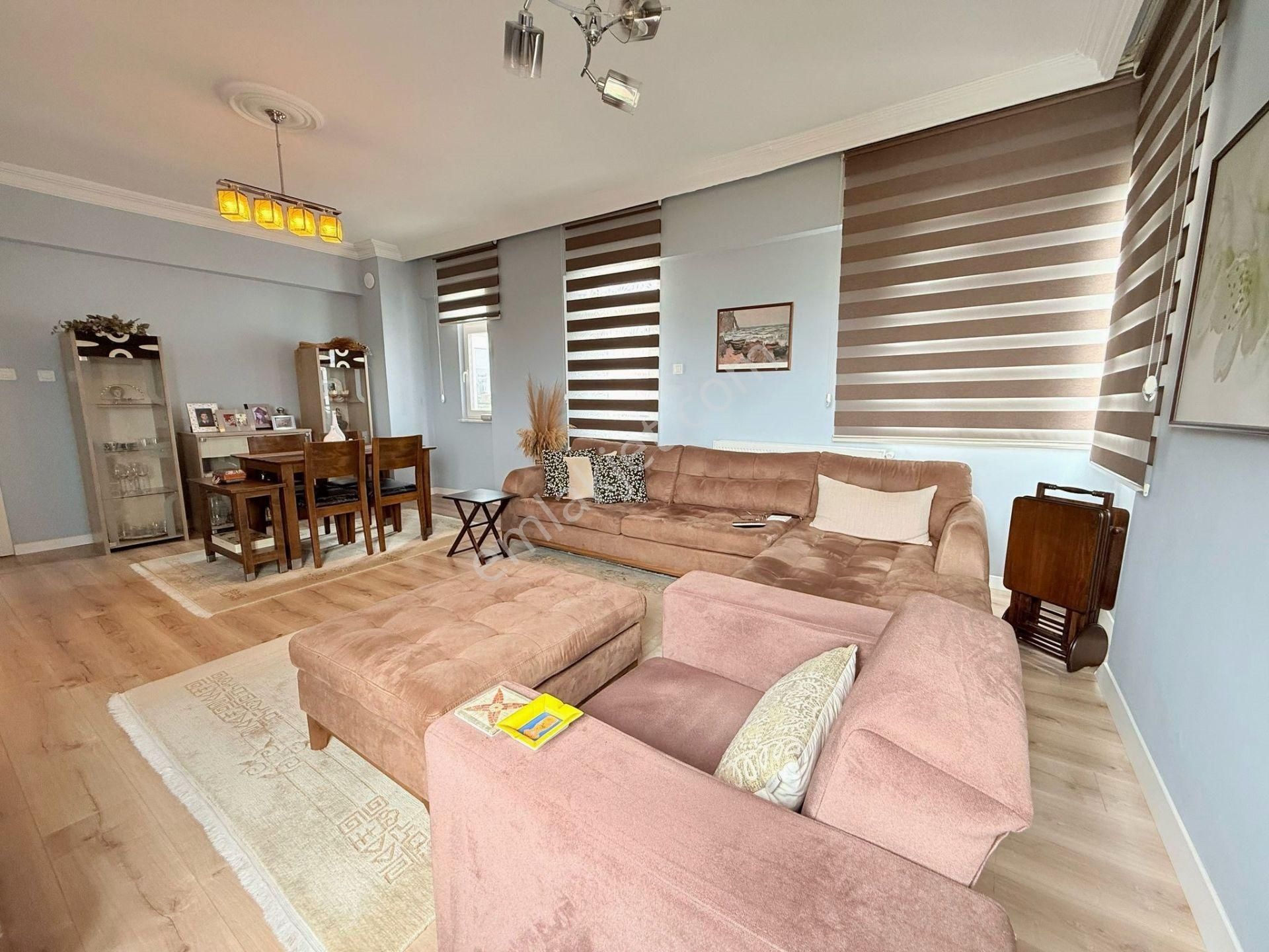 Güzeloba'da Rauf Denktaş Yakını 3+1 Doğalgazlı Lüx Daire - Görsel 4