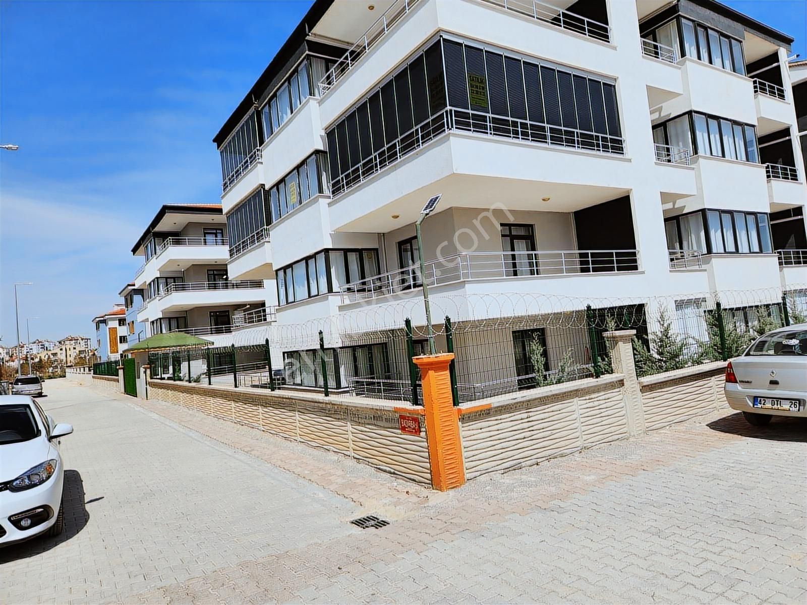 Veysel Karani Caddesinde Askeri Üs Fabrika Servis Yolunda Daire - Görsel 7