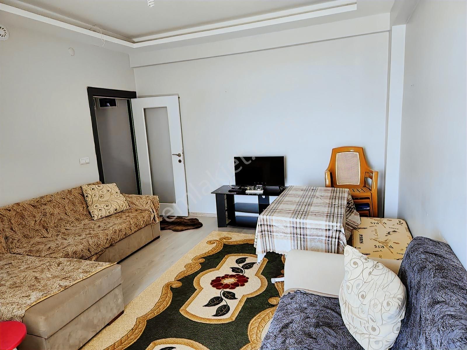 Veysel Karani Caddesinde Askeri Üs Fabrika Servis Yolunda Daire - Görsel 9