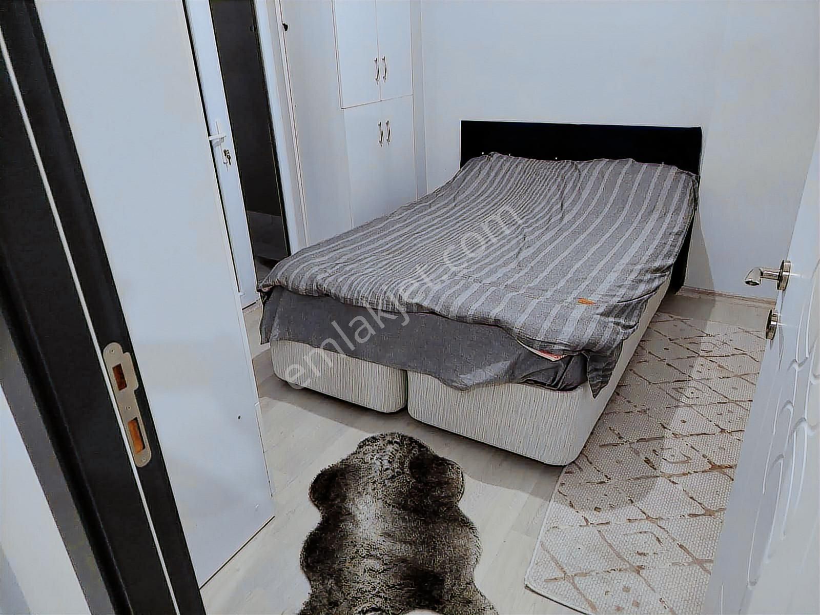 Veysel Karani Caddesinde Askeri Üs Fabrika Servis Yolunda Daire - Görsel 21