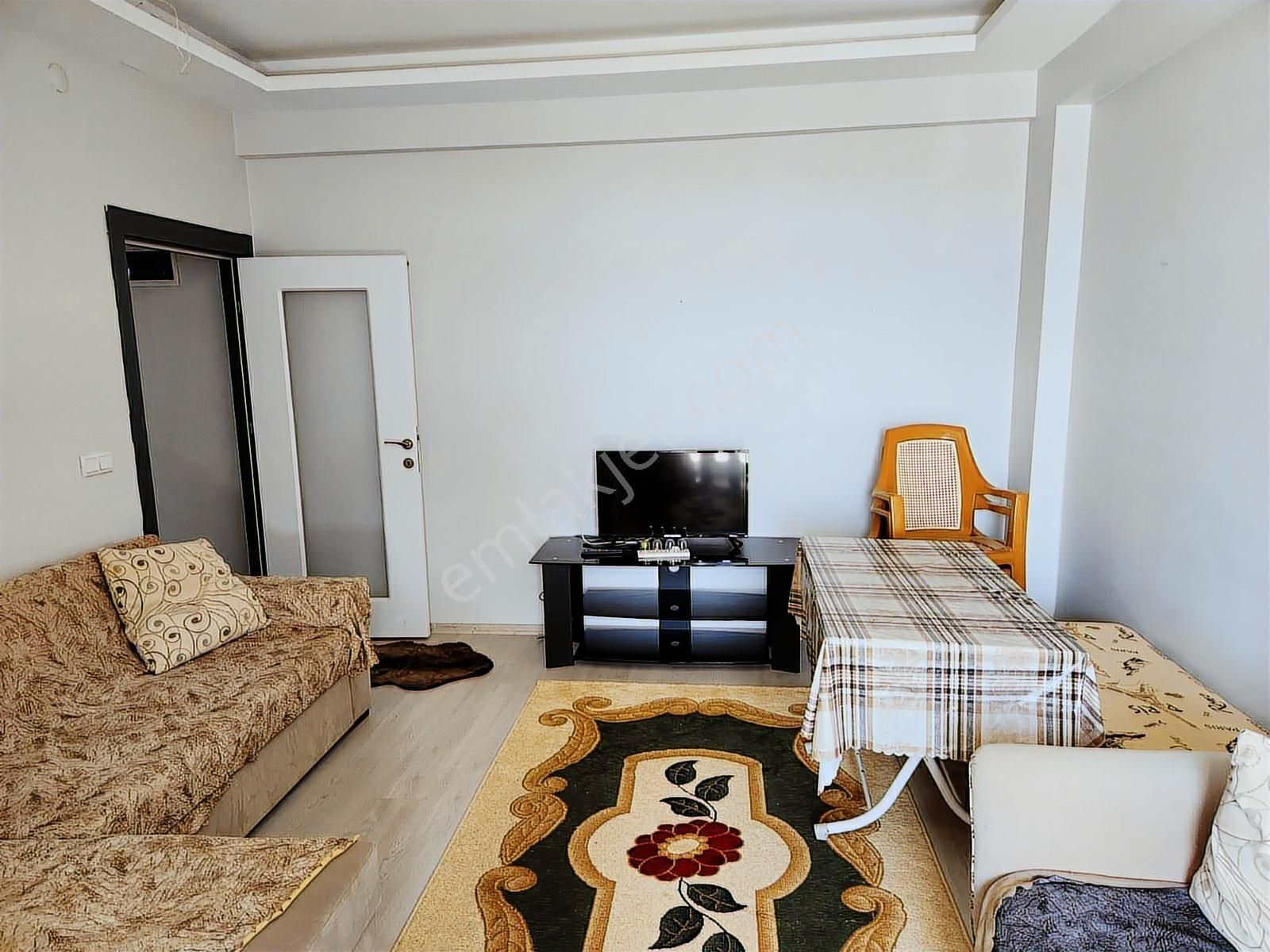 Veysel Karani Caddesinde Askeri Üs Fabrika Servis Yolunda Daire - Görsel 4