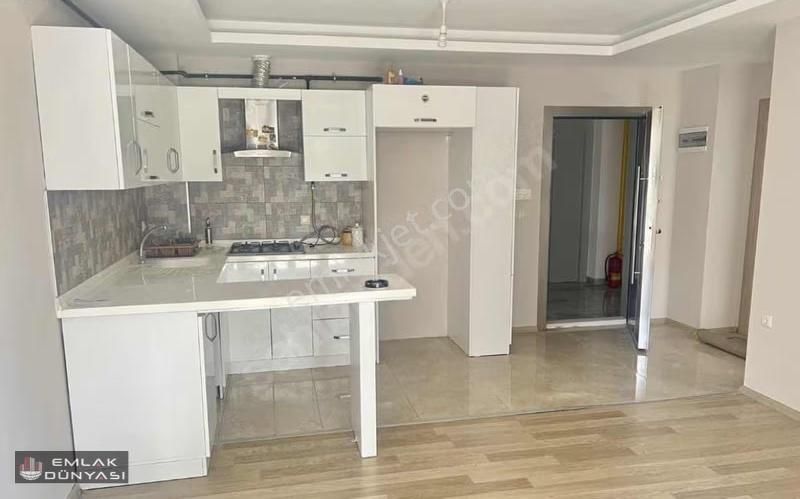 Emlak Dünyası Nişantaşı Cad Yakın Konumlu Satılık 1+1 Daire !!! - Görsel 2