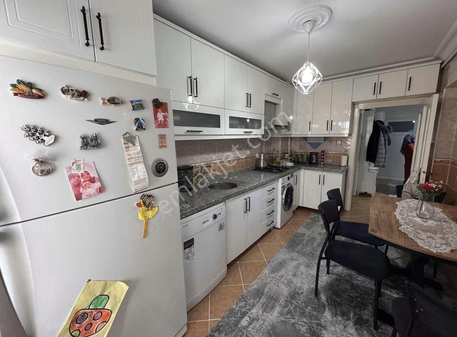 Derman'dan*1.kat*mantolamalı*kilerli*iskanlı*köroğlu Mevkii*