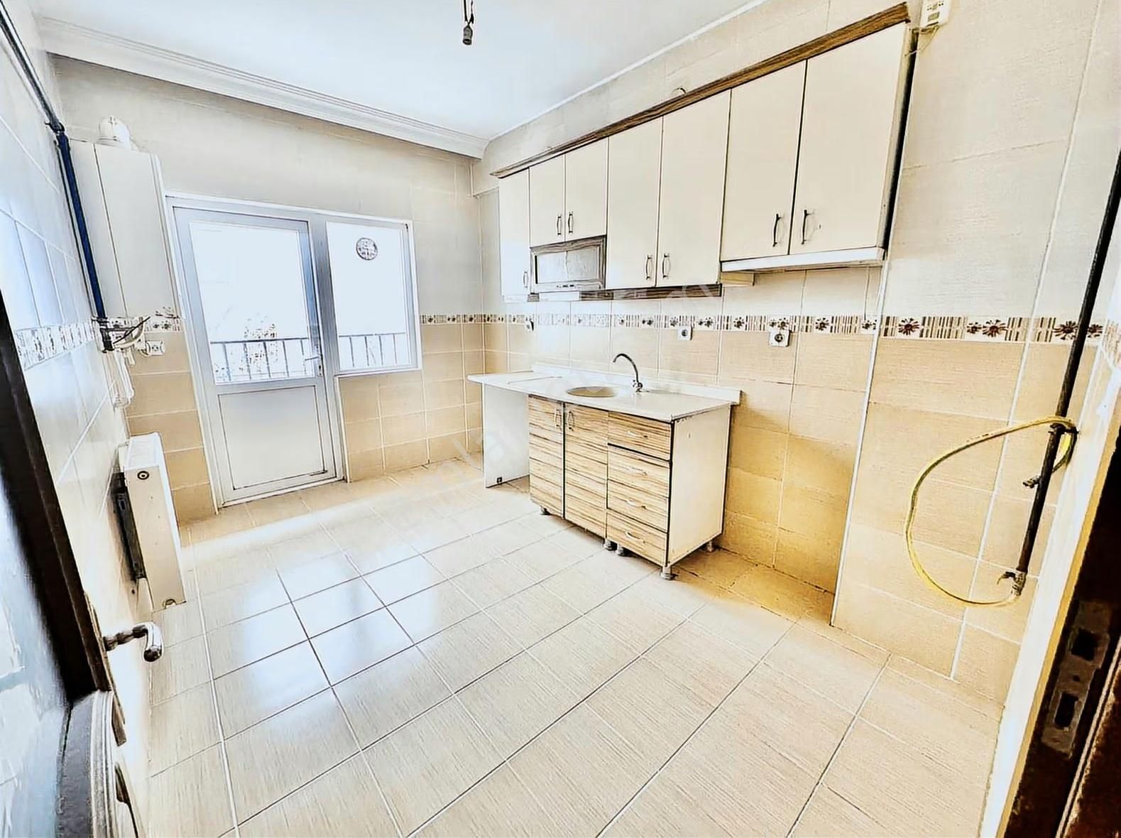 Derman'dan*2+1*y.giriş*ön Cephe*iskanlı-mantolama*