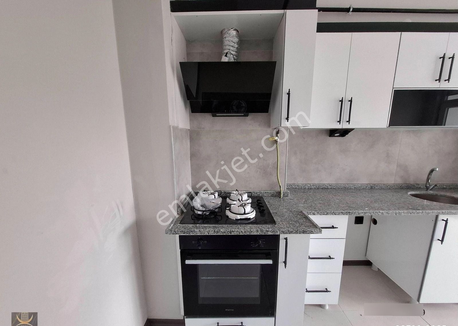 Poyraz Emlaktan 71 Evler Mah.şehir Hastanesi Yakını 2+1 100m2 Satılık Daire - Görsel 3