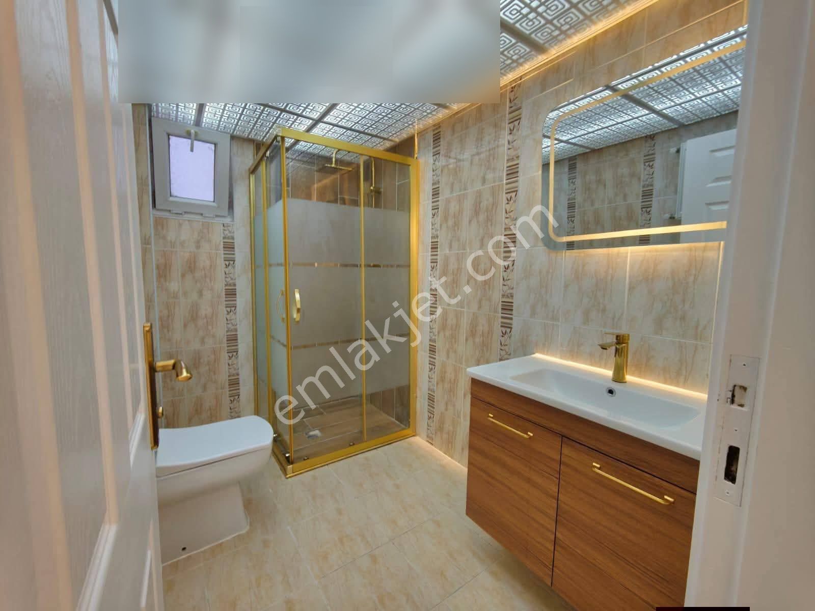 Samsun Atakum Ömür Evlerinde Kat Tapulu İçi Yapılı