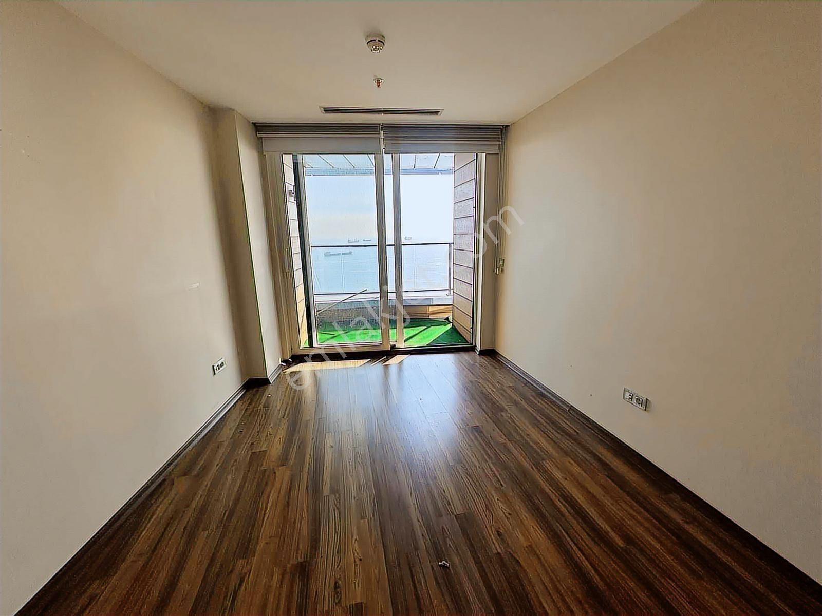 Re/max Duygu Ersöz-ottomare Suites Deniz Manzaralı 1+1 Satılık - Görsel 5