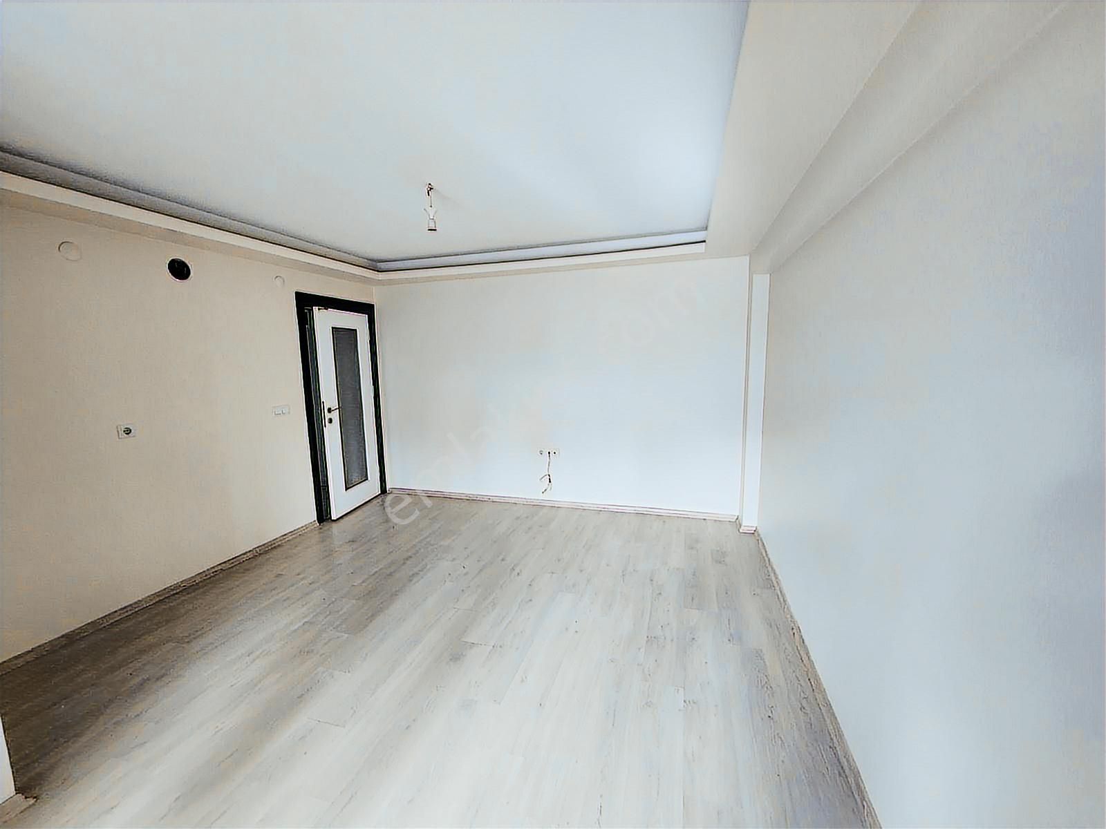 Üniversite Organize Sanayi Askeri Üs Servis Yolunda 2+1 Daire - Görsel 3