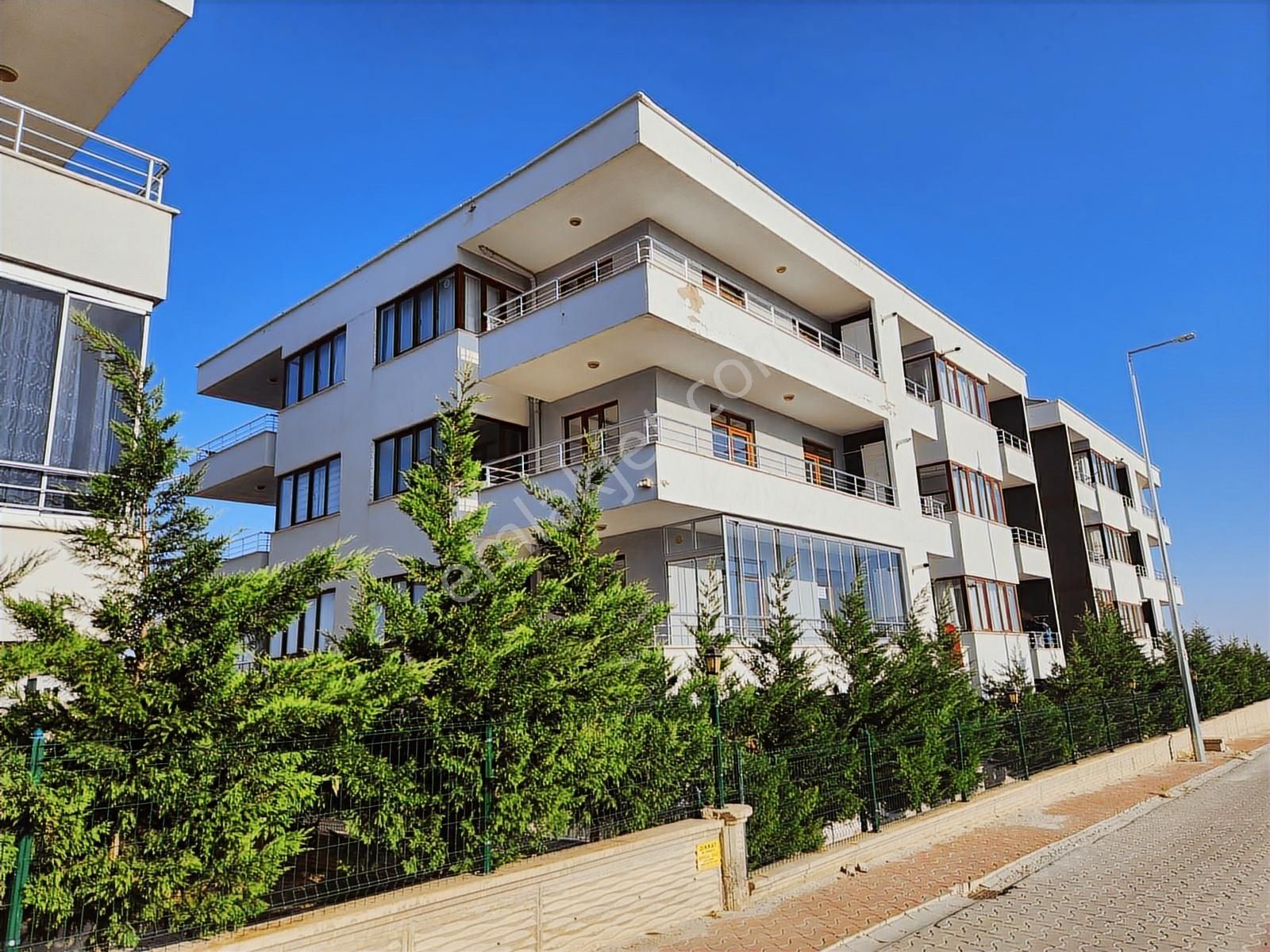 Üniversite Organize Sanayi Askeri Üs Servis Yolunda 2+1 Daire - Görsel 7