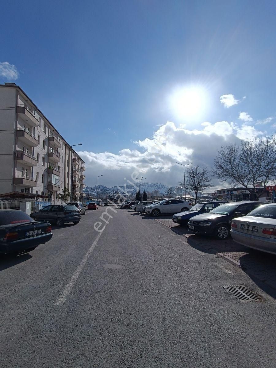 Pratikden// Ziya Gökalp Yeni Sanayi Dibinde Kombili Ara Kat - Görsel 23