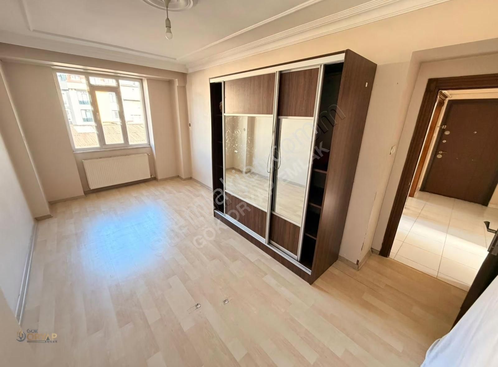 Gök Oryap'tan Kiralık Merkezi Konumda Bakımlı 2+1 3.kat Daire ! - Görsel 8