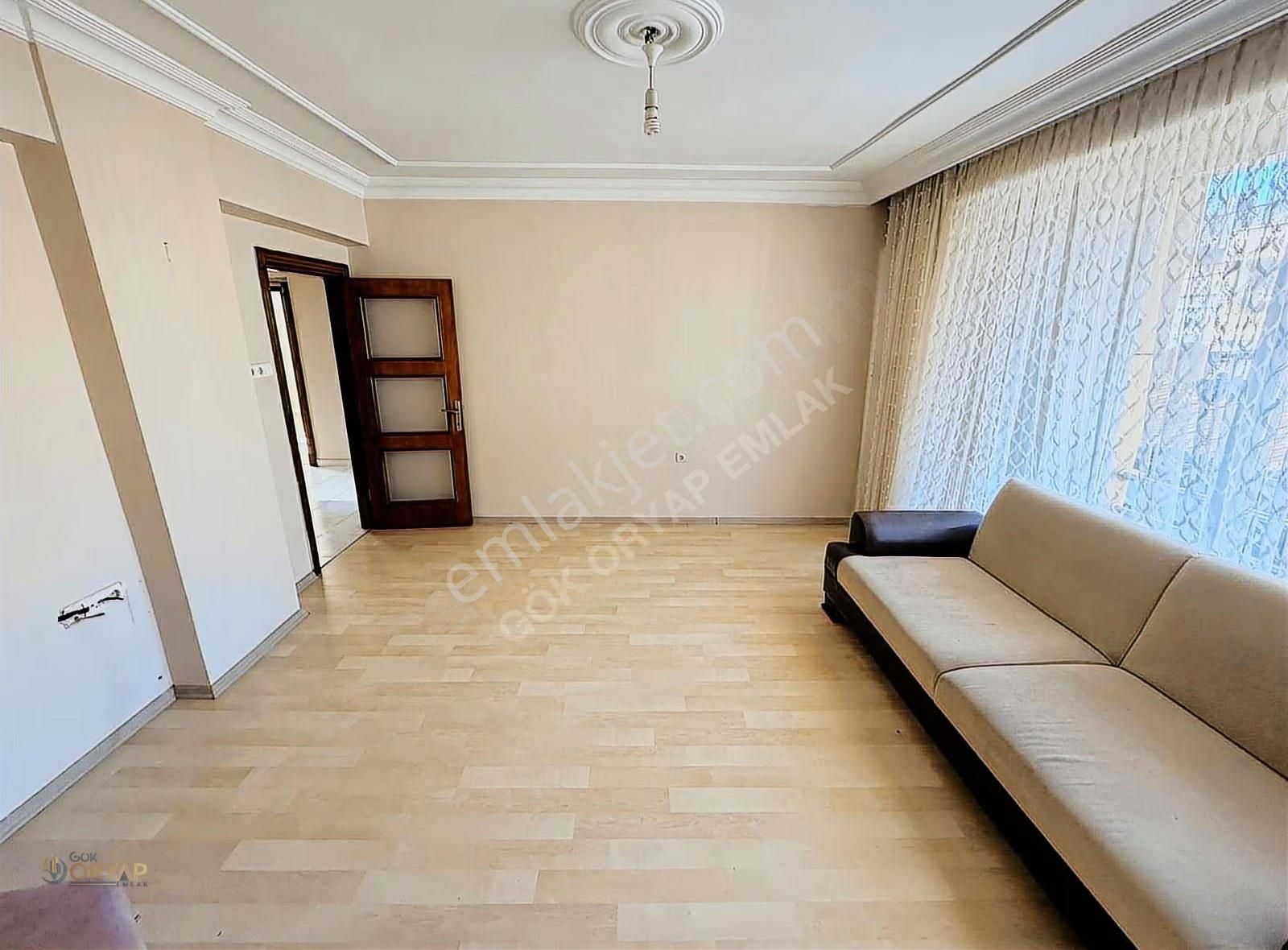 Gök Oryap'tan Kiralık Merkezi Konumda Bakımlı 2+1 3.kat Daire ! - Görsel 9