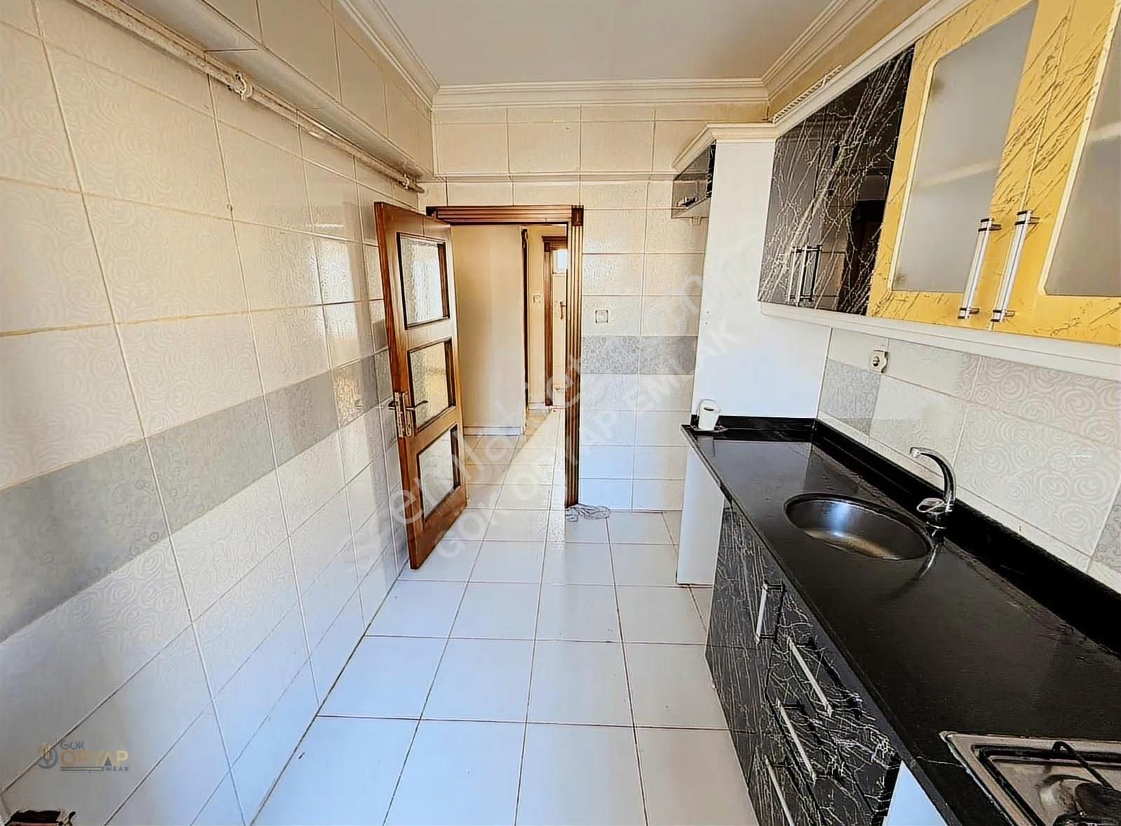 Gök Oryap'tan Kiralık Merkezi Konumda Bakımlı 2+1 3.kat Daire ! - Görsel 2