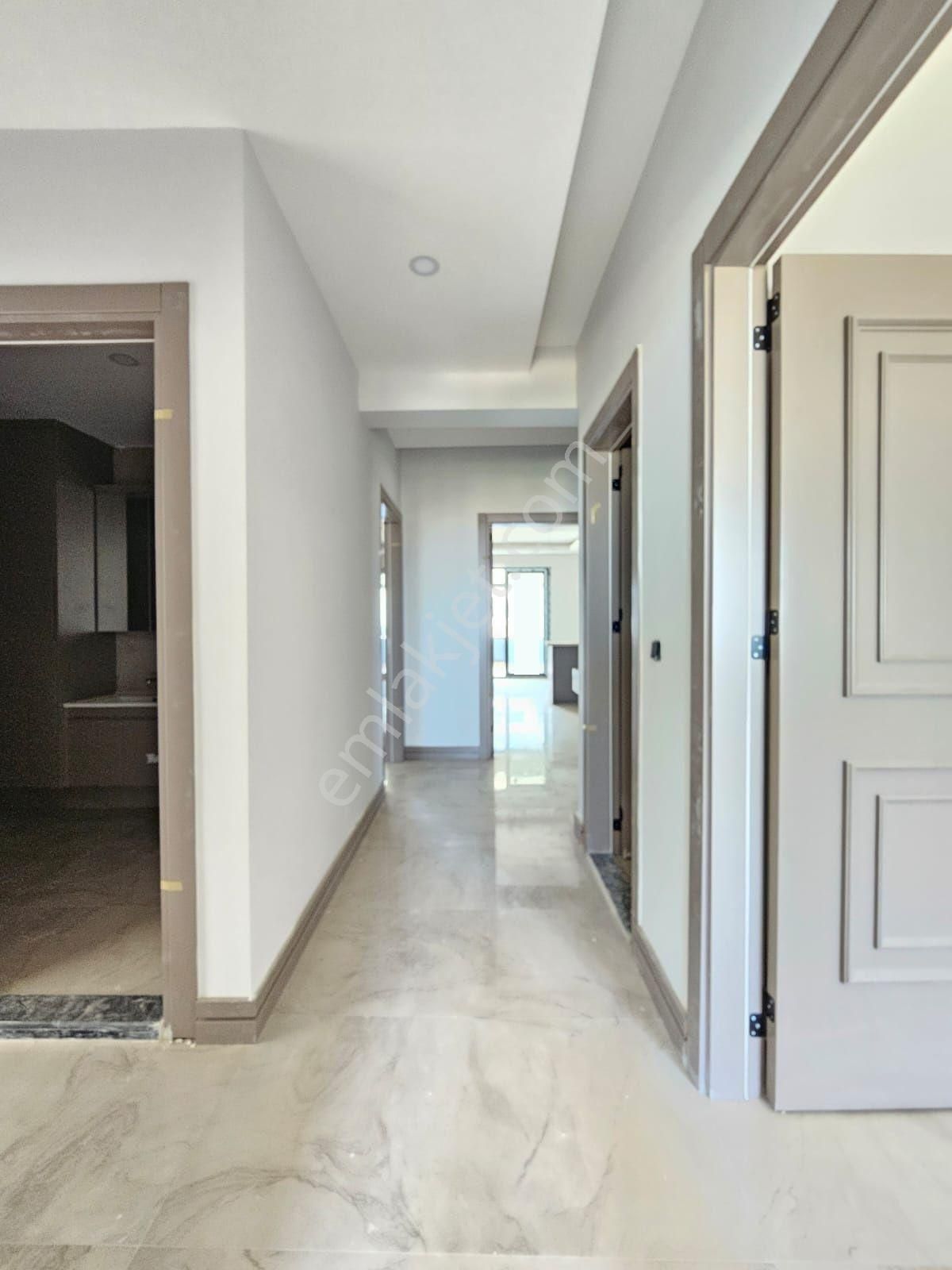 Denizli Karahasanlı Da 3.5+1 Havuzlu Ultra Lüks Site İçerisinde Giyotin Cam Balkonlu Daireler - Görsel 27