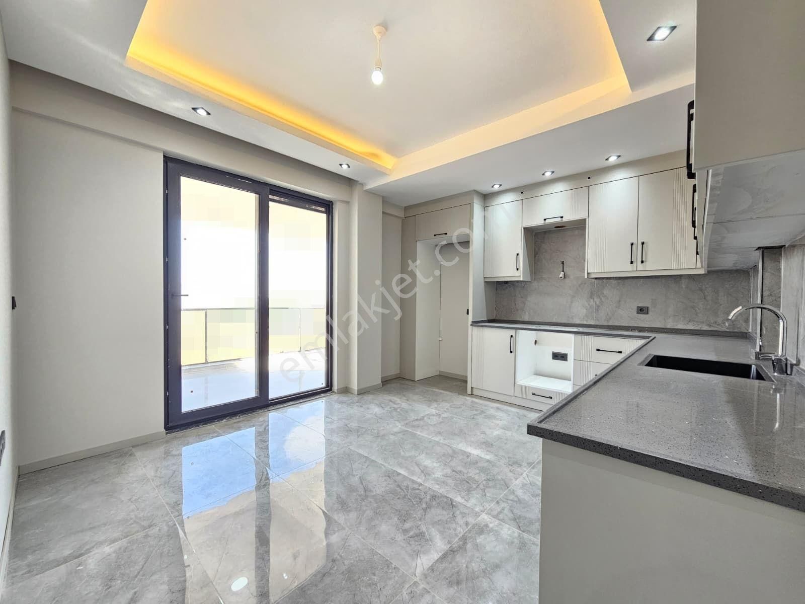 Denizli Yenişafak Mahallesinde Mükemmel Konumda Satılık Arakat Daire