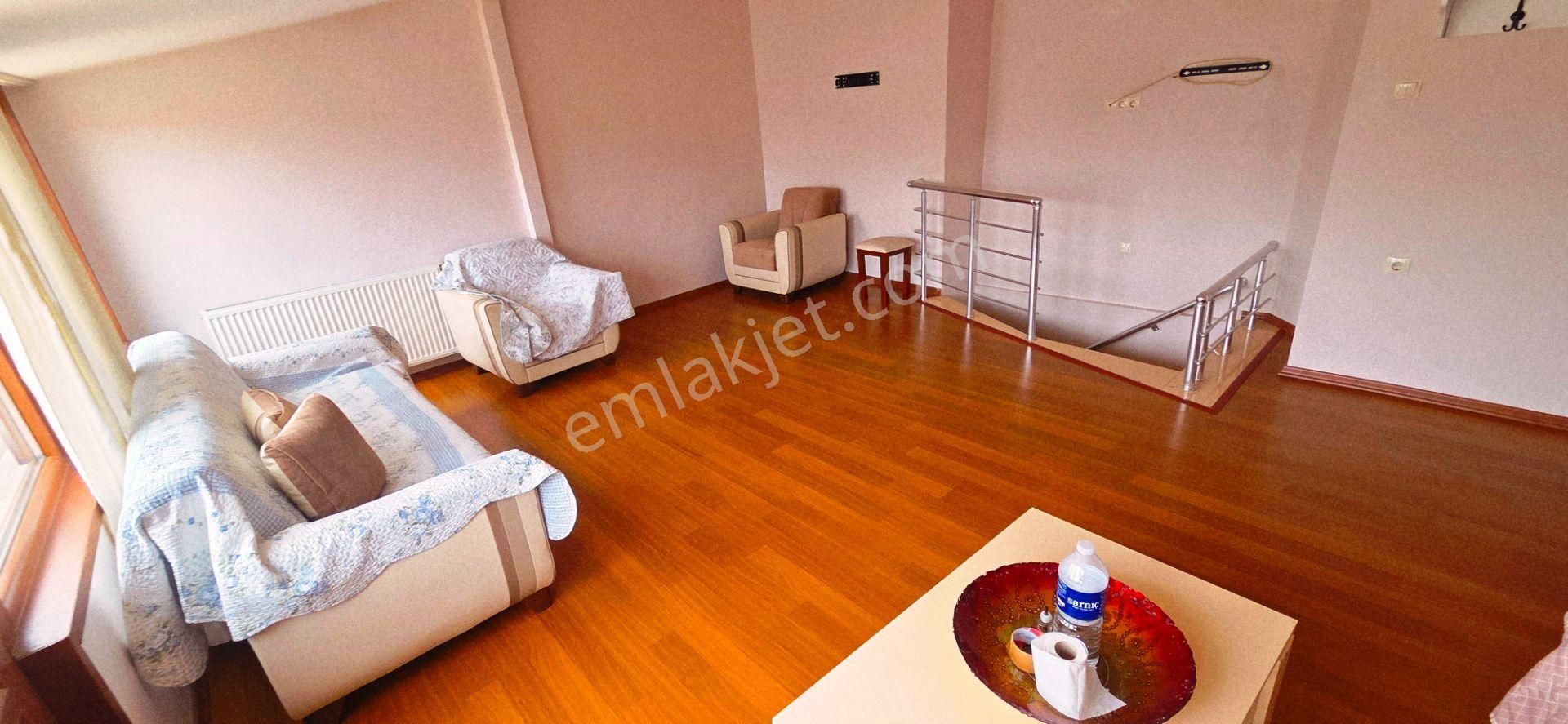 Tuzla Sahil Onur Sitesi 170m2 Mobilyal Triplex 3+1 Kiralık Villa - Görsel 12