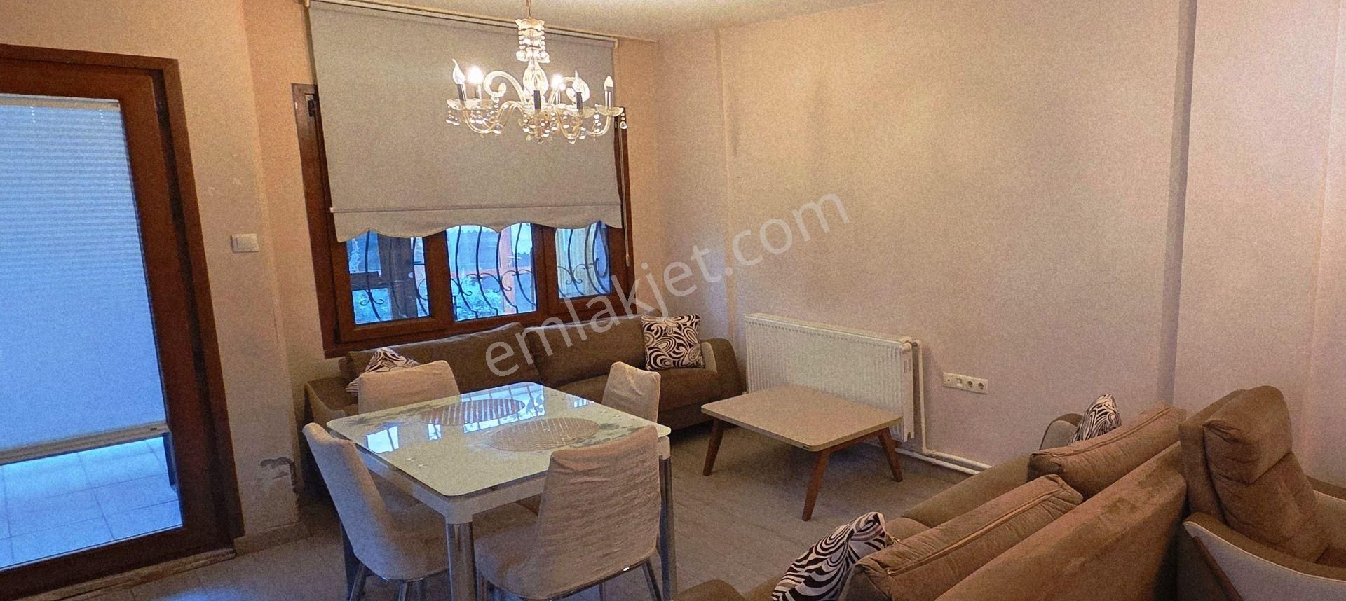 Tuzla Sahil Onur Sitesi 170m2 Mobilyal Triplex 3+1 Kiralık Villa - Görsel 4