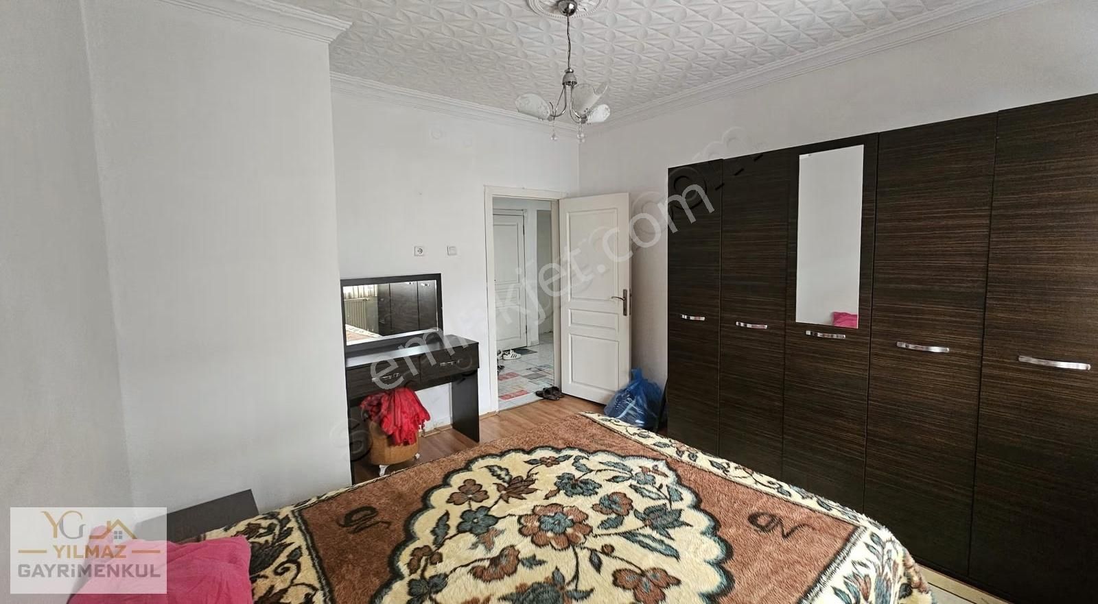 Ertuğrulgazi Mahallesi Eşyalı 3+1 Satılık Daire - Görsel 5