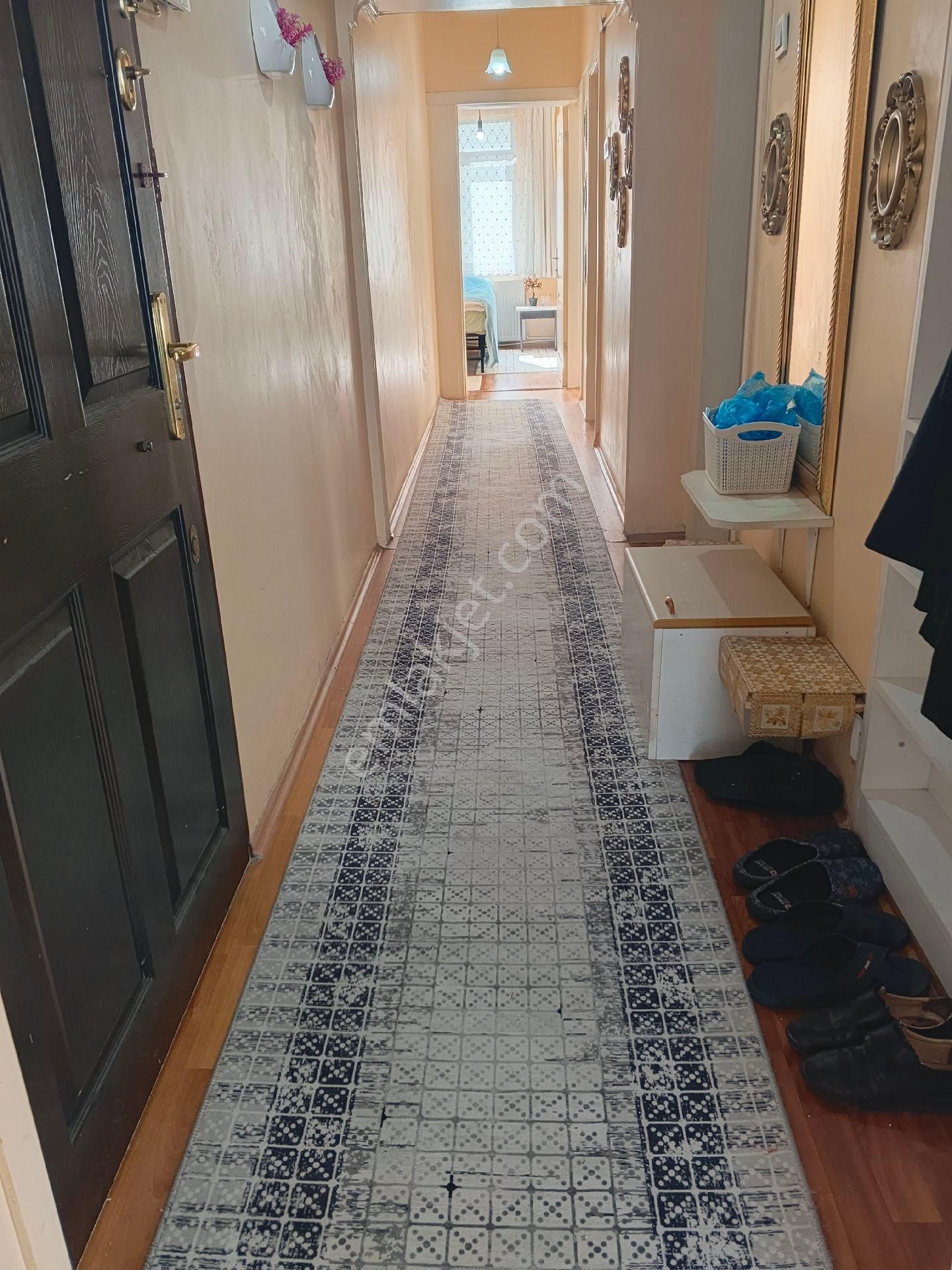 Meşrutiyet Cd. 3+1 Eşyalı Ön Ara Kat Kombili Asansörlü Boş - Görsel 5