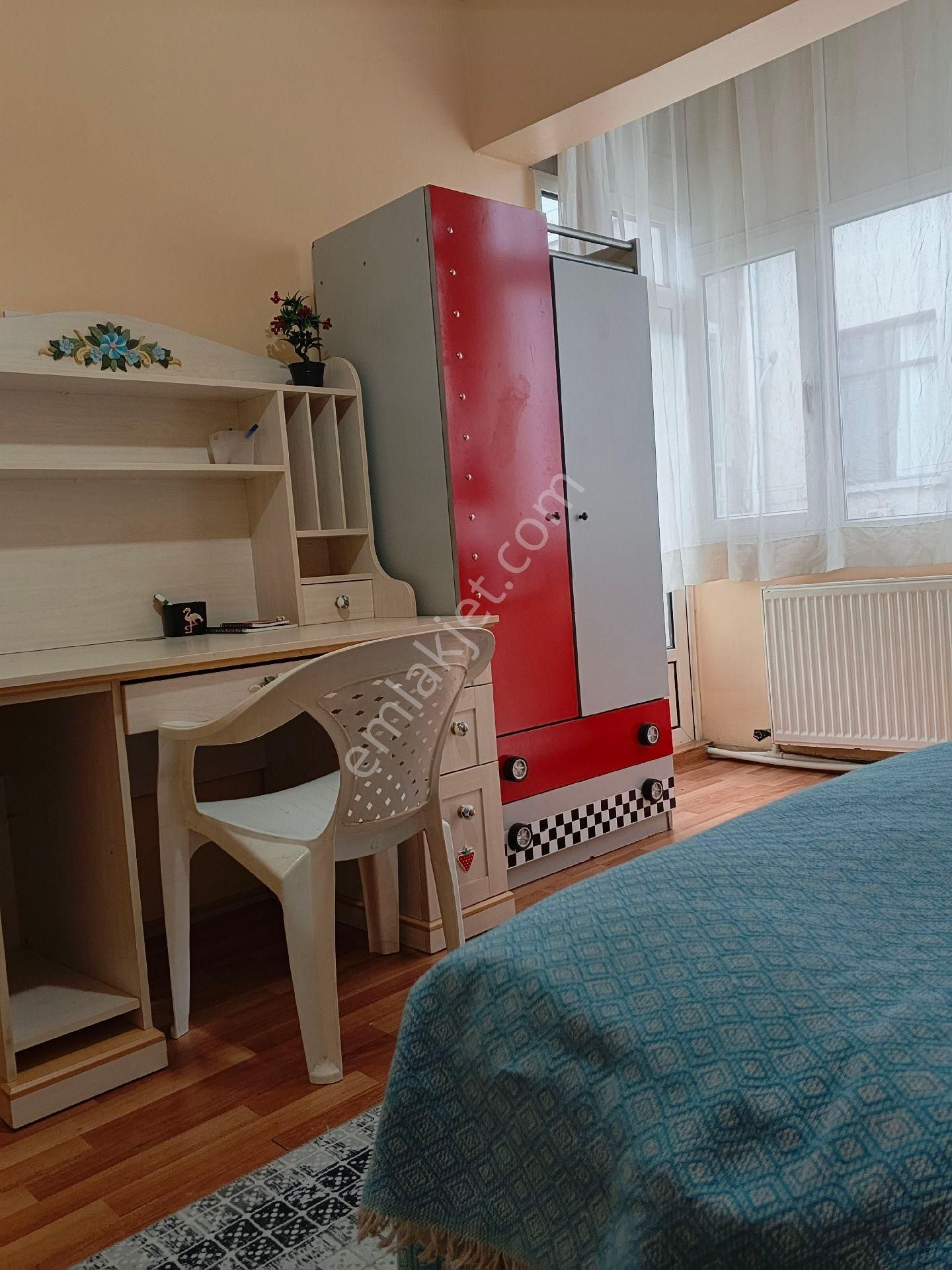 Meşrutiyet Cd. 3+1 Eşyalı Ön Ara Kat Kombili Asansörlü Boş - Görsel 13