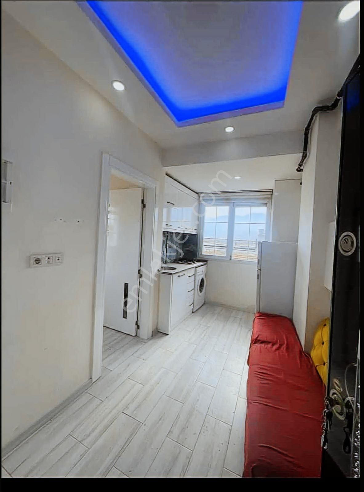 Arakat Cadde Üzerinde 1+1 Kiracılı Apart - Görsel 6