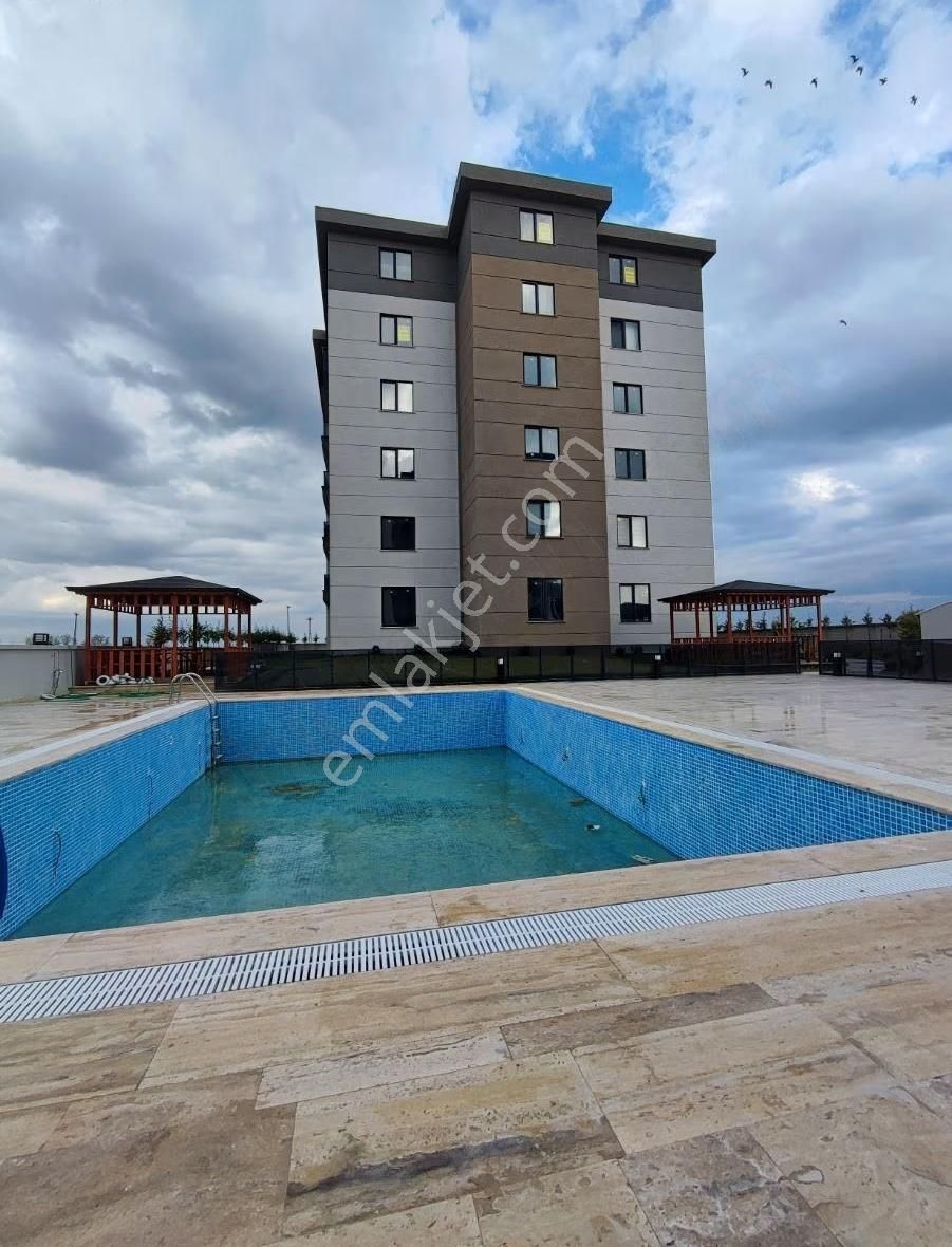 Çerkezköy Cumhuriyet Mah Tepe Mevki 3+1 Sıfır Arakat Daire - Görsel 6