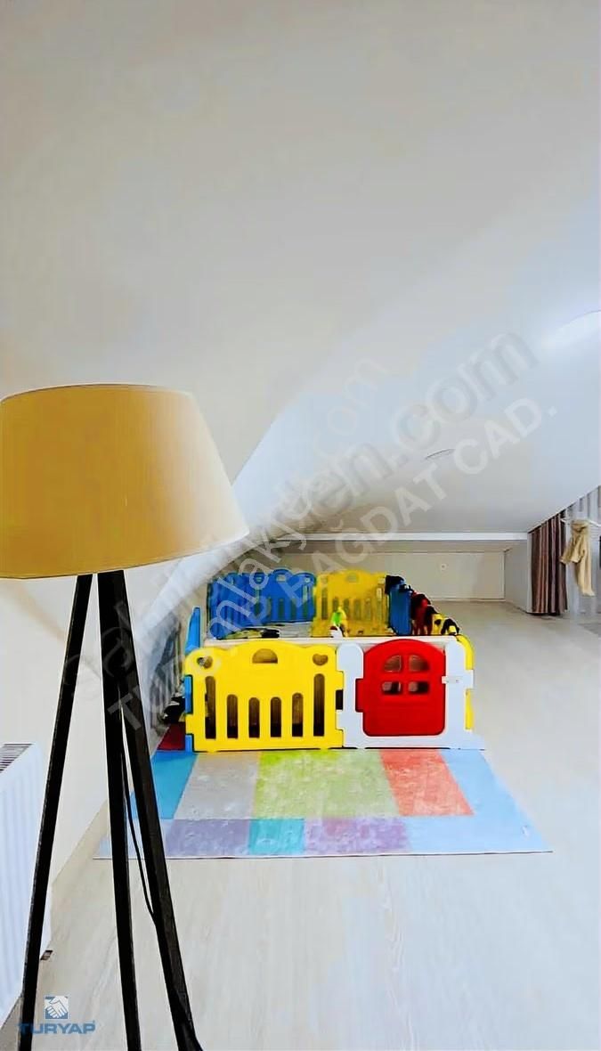 Turyap'tan Aydınlı Aypalas Sitesinde Özel Yapım 4+2 300m Dubleks - Görsel 29