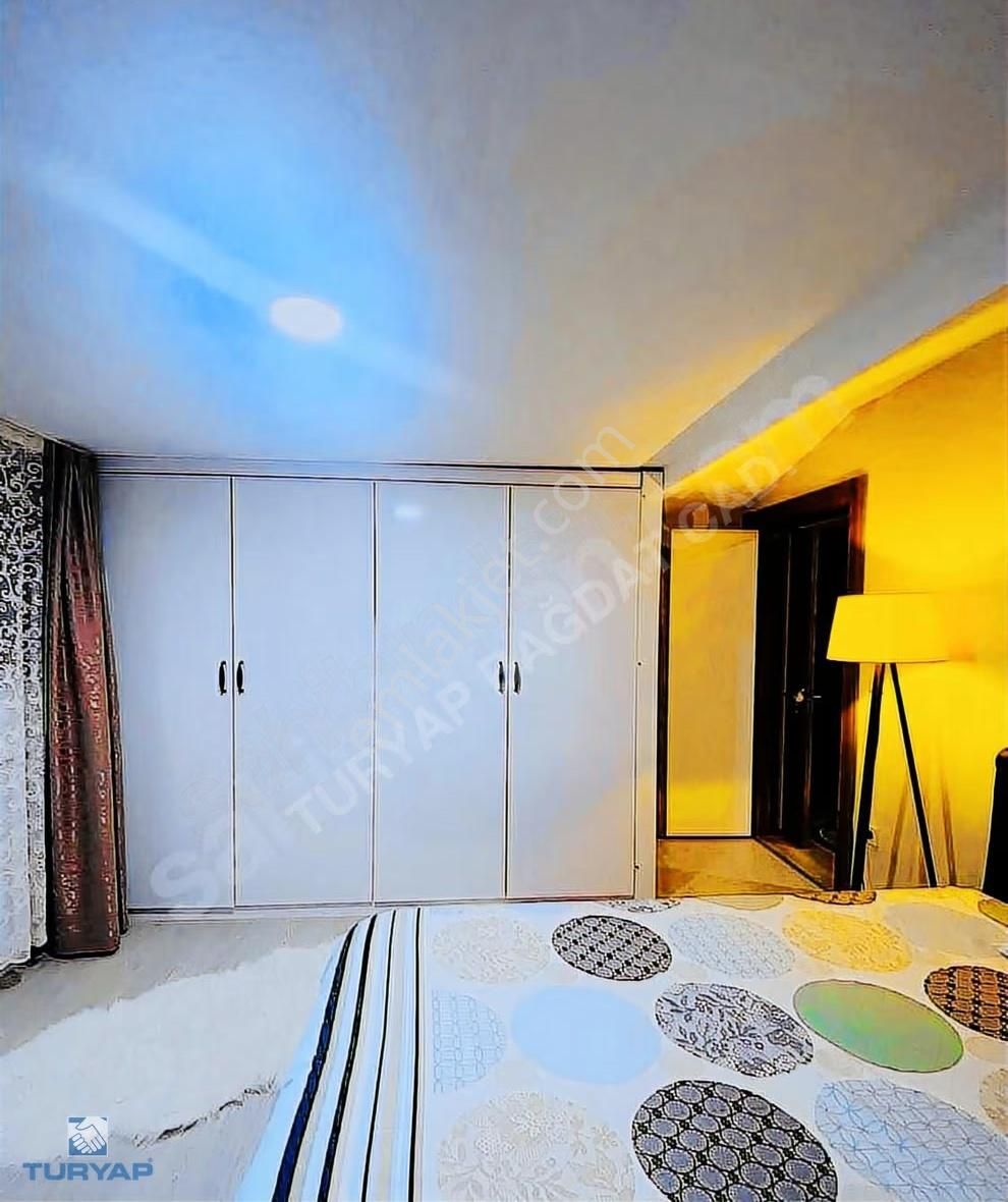 Turyap'tan Aydınlı Aypalas Sitesinde Özel Yapım 4+2 300m Dubleks - Görsel 13