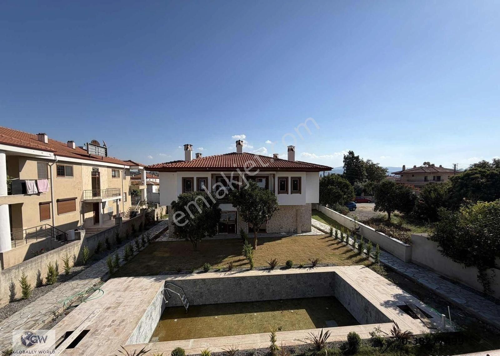 Gökova Merkezde Havuzlu Kiralık Villa - Görsel 14