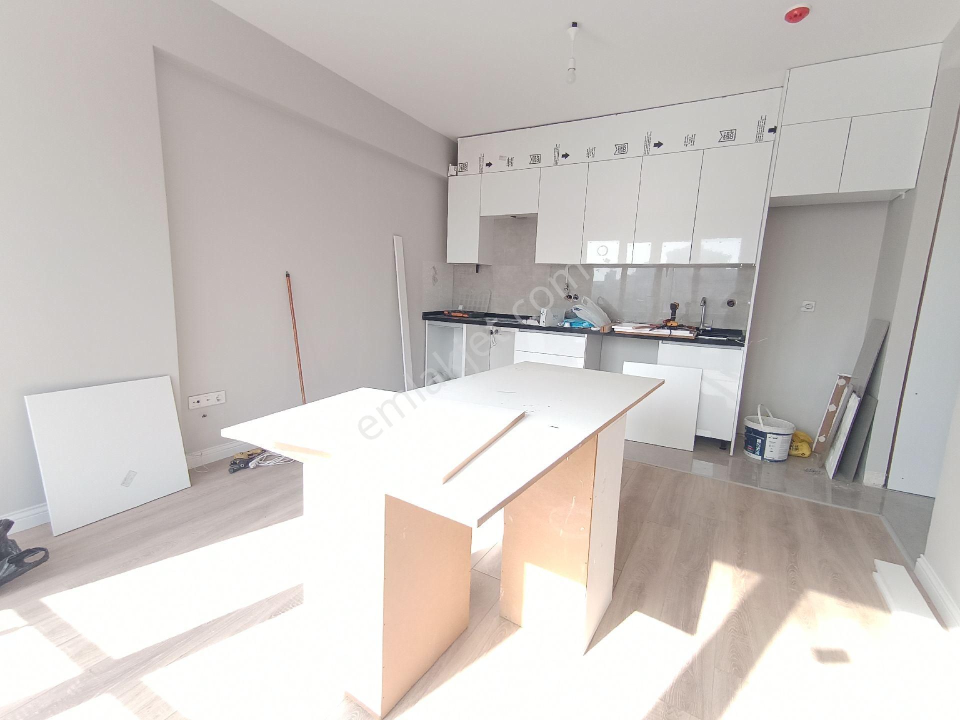 Aşağı Dudullu Mah De⭐2+1,80m2 Arakat Daire ,açık Mutfakli - Görsel 11