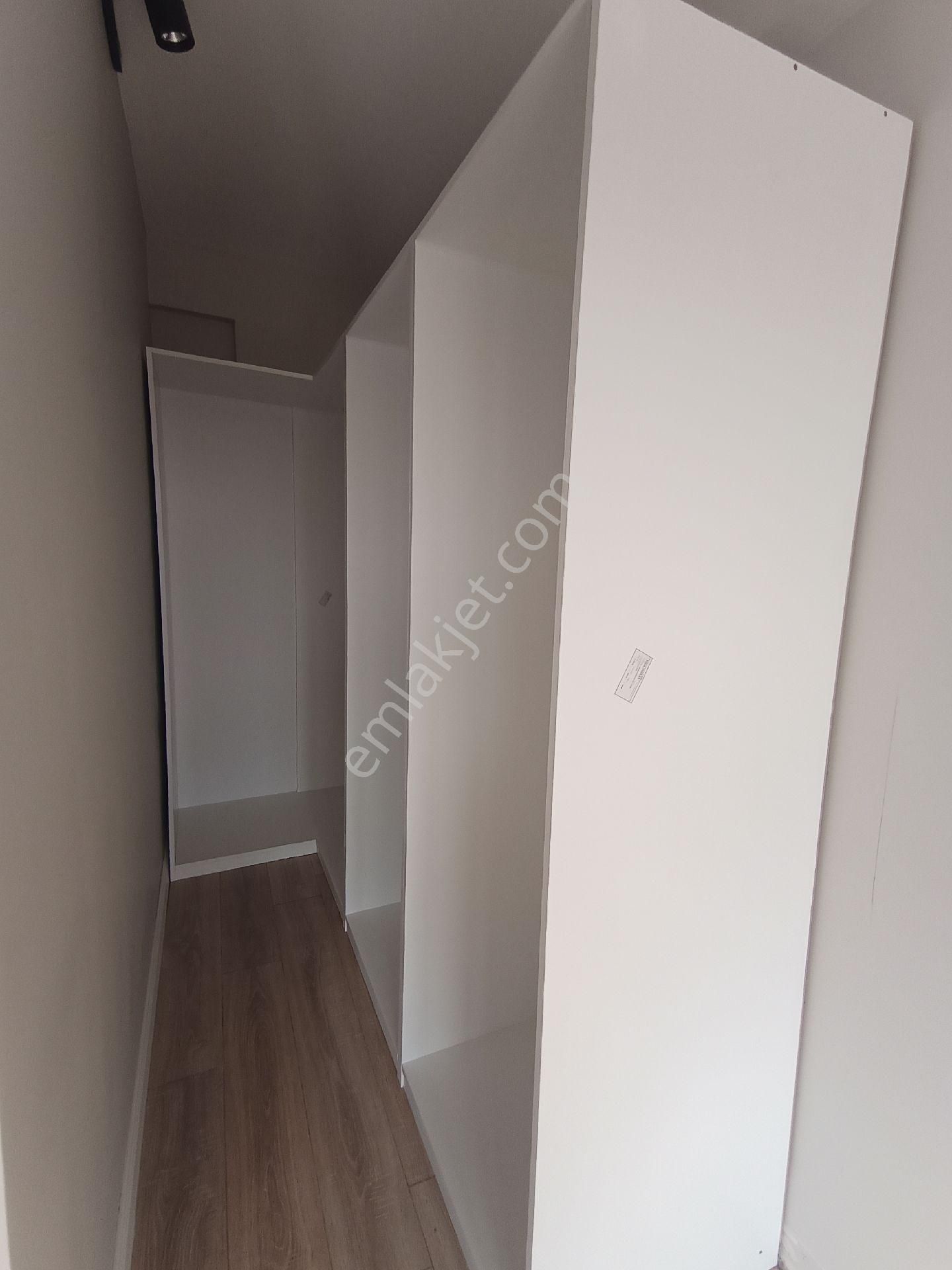 Aşağı Dudullu Mah De⭐2+1,80m2 Arakat Daire ,açık Mutfakli - Görsel 23
